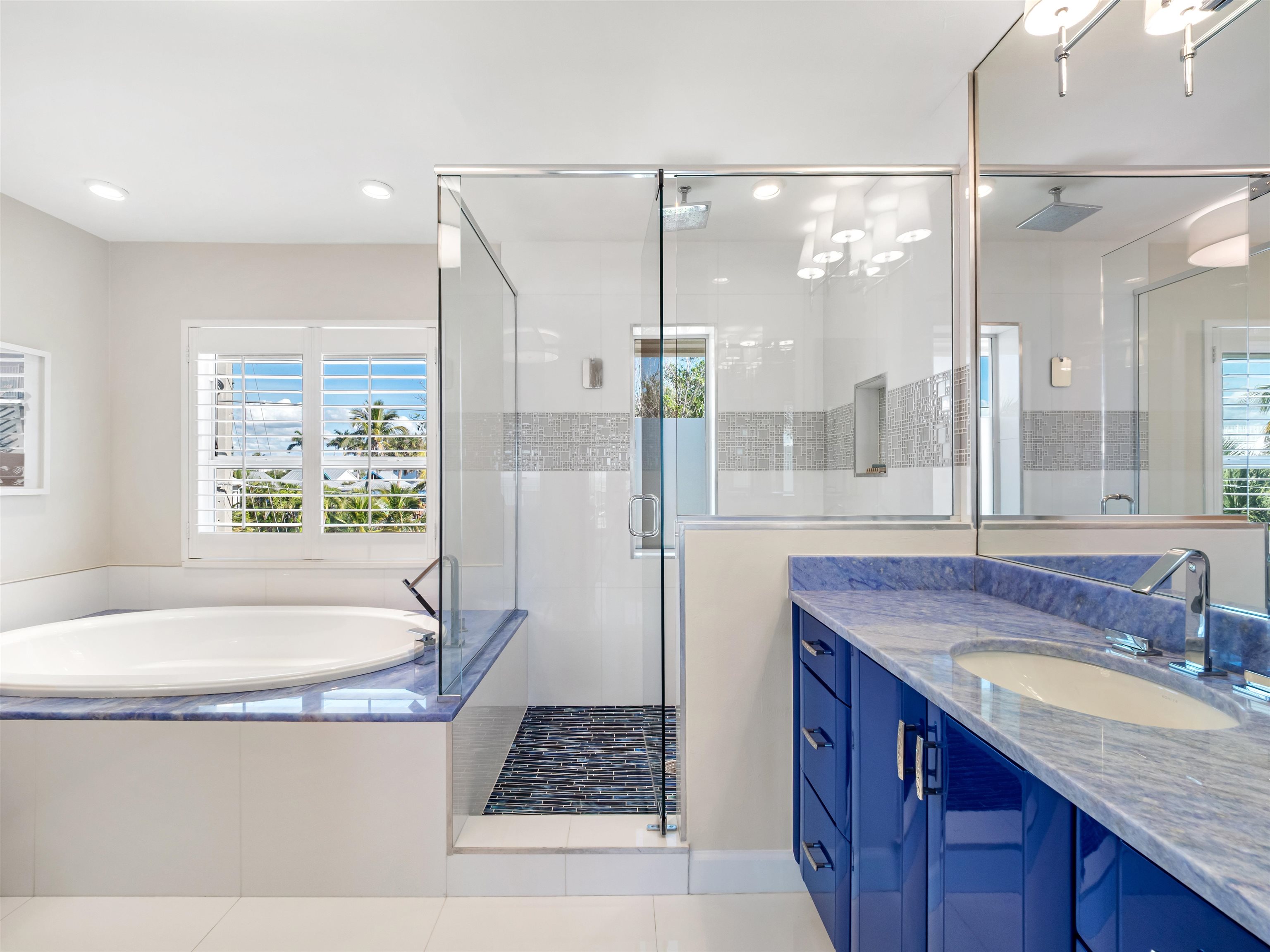 Captiva, Florida, 33924, United States, 2 Bedrooms Bedrooms, ,0.1 BathroomBathrooms,Residential,For Sale,2013459