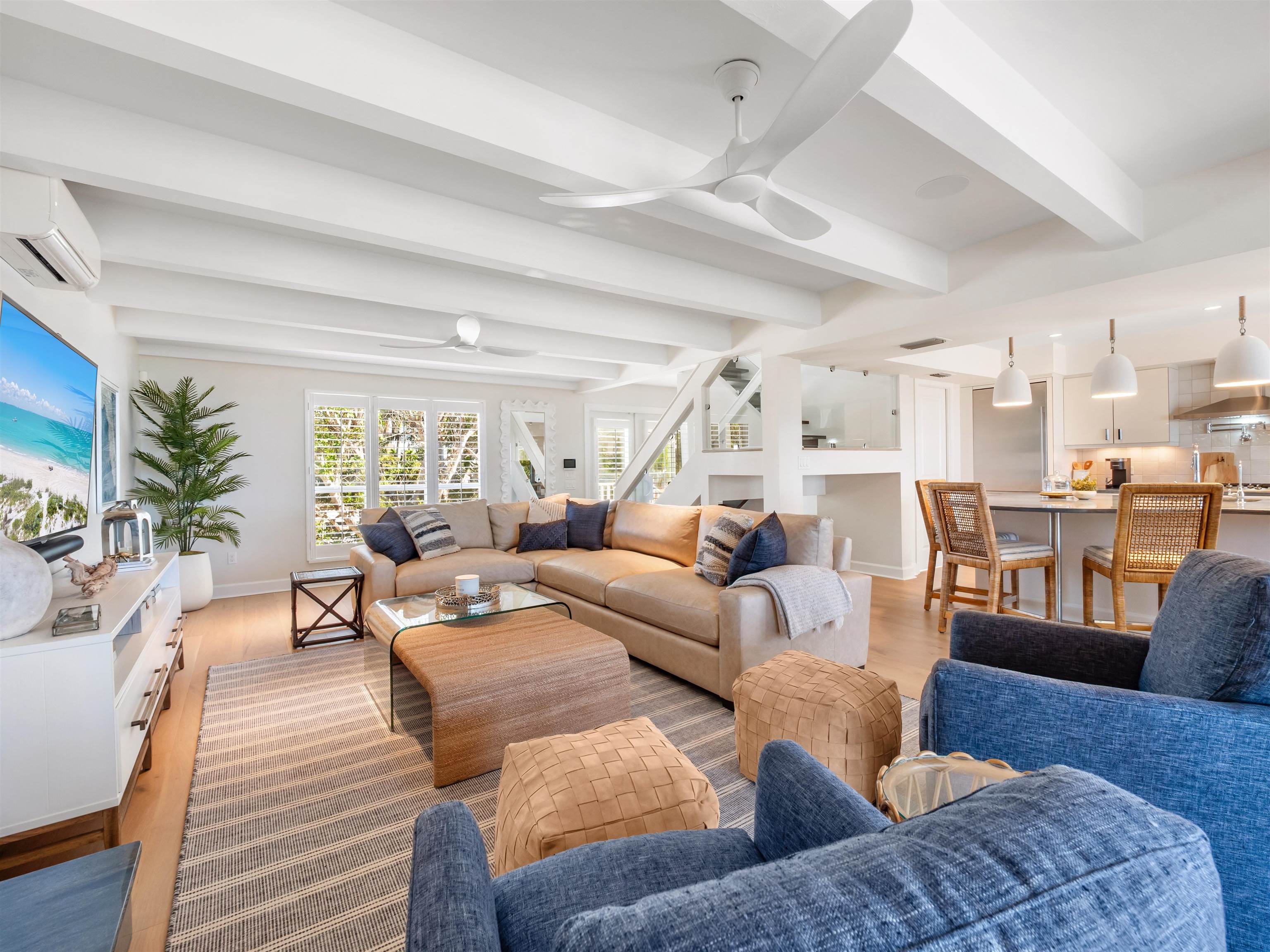 Captiva, Florida, 33924, United States, 2 Bedrooms Bedrooms, ,0.1 BathroomBathrooms,Residential,For Sale,2013459