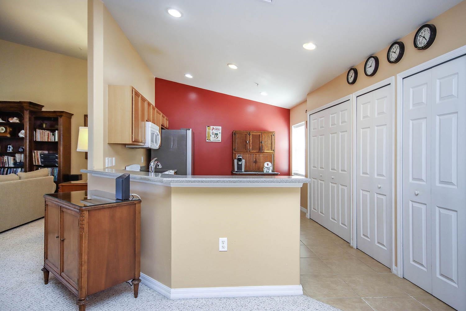 Welcome to the highly desirable Majestic Palms community in the heart – image 4