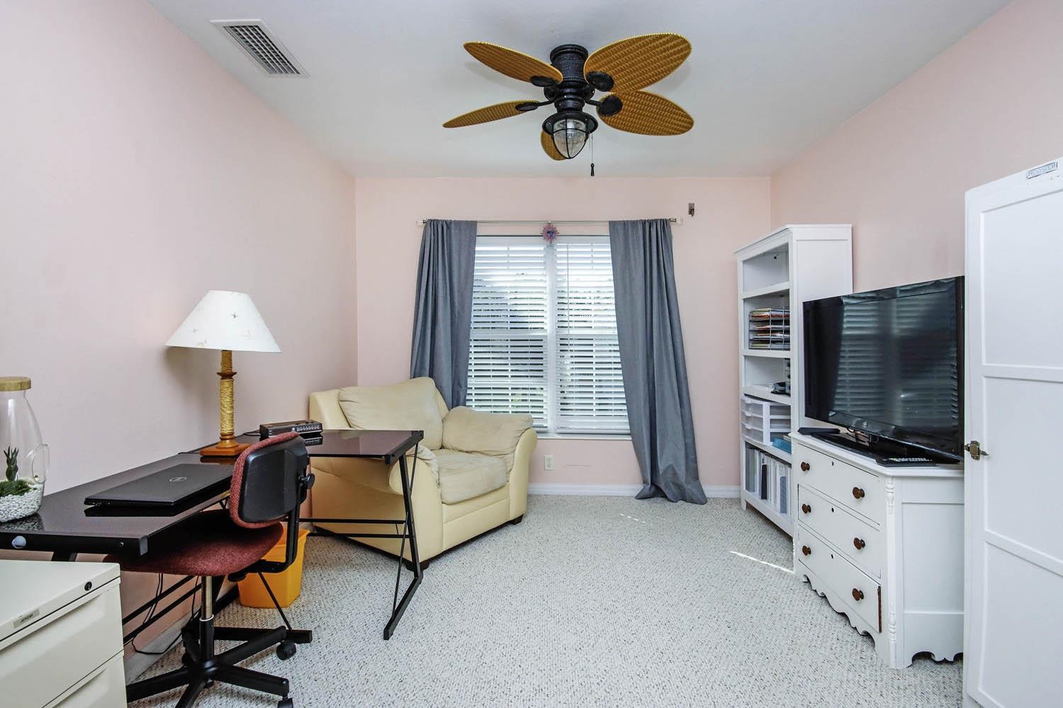 Welcome to the highly desirable Majestic Palms community in the heart – image 3