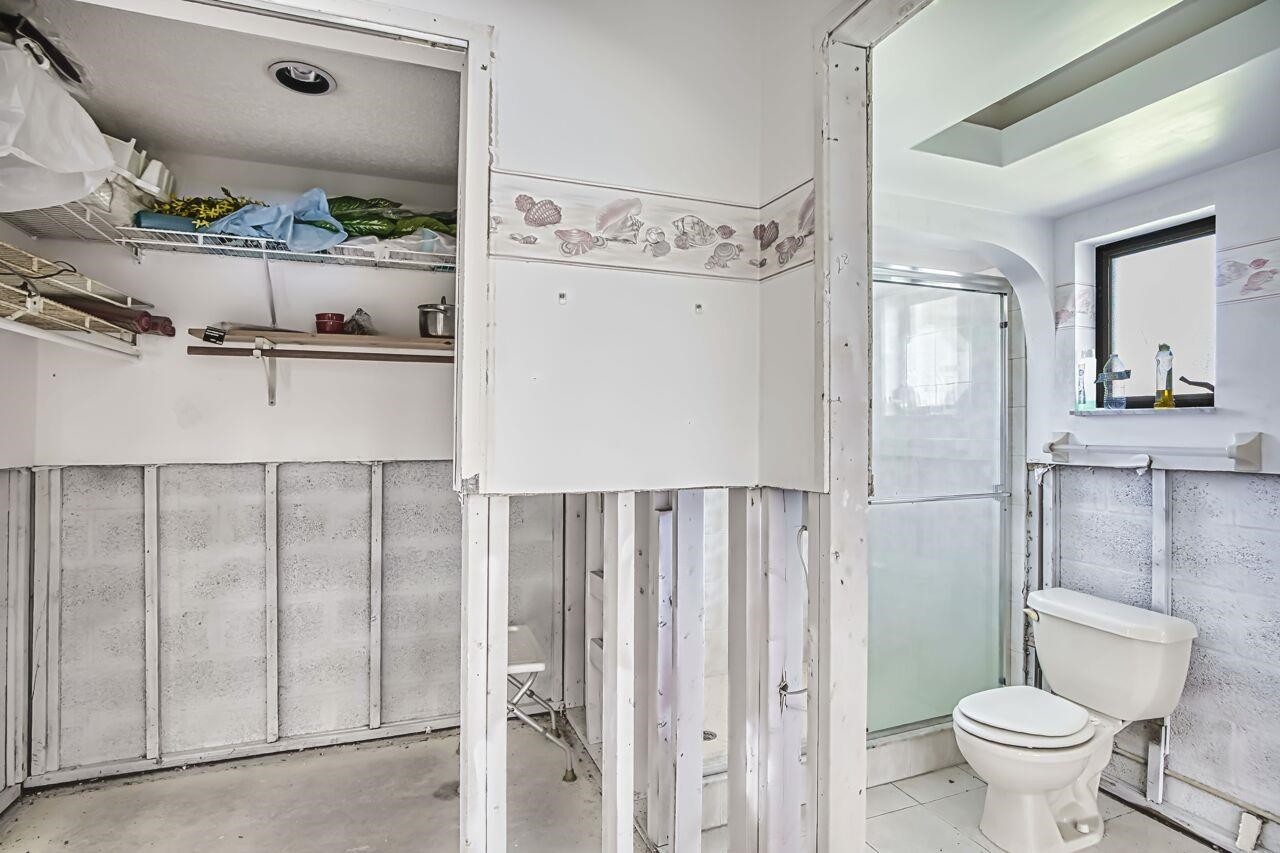 Fort Myers, FL, US, 3 Bedrooms Bedrooms, ,Residential,For Sale,14922 Bonaire Circle,2260264SAN