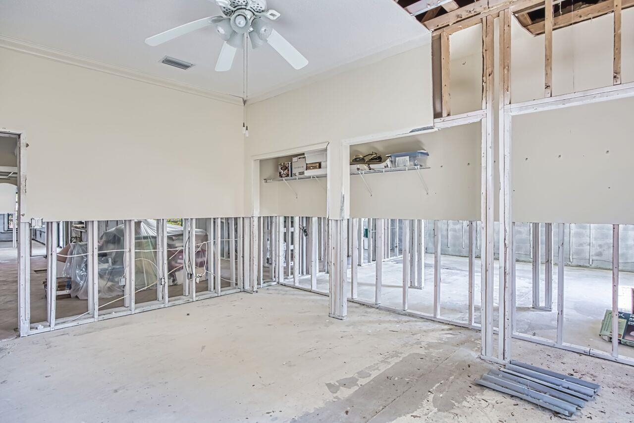 Fort Myers, FL, US, 3 Bedrooms Bedrooms, ,Residential,For Sale,14922 Bonaire Circle,2260264SAN