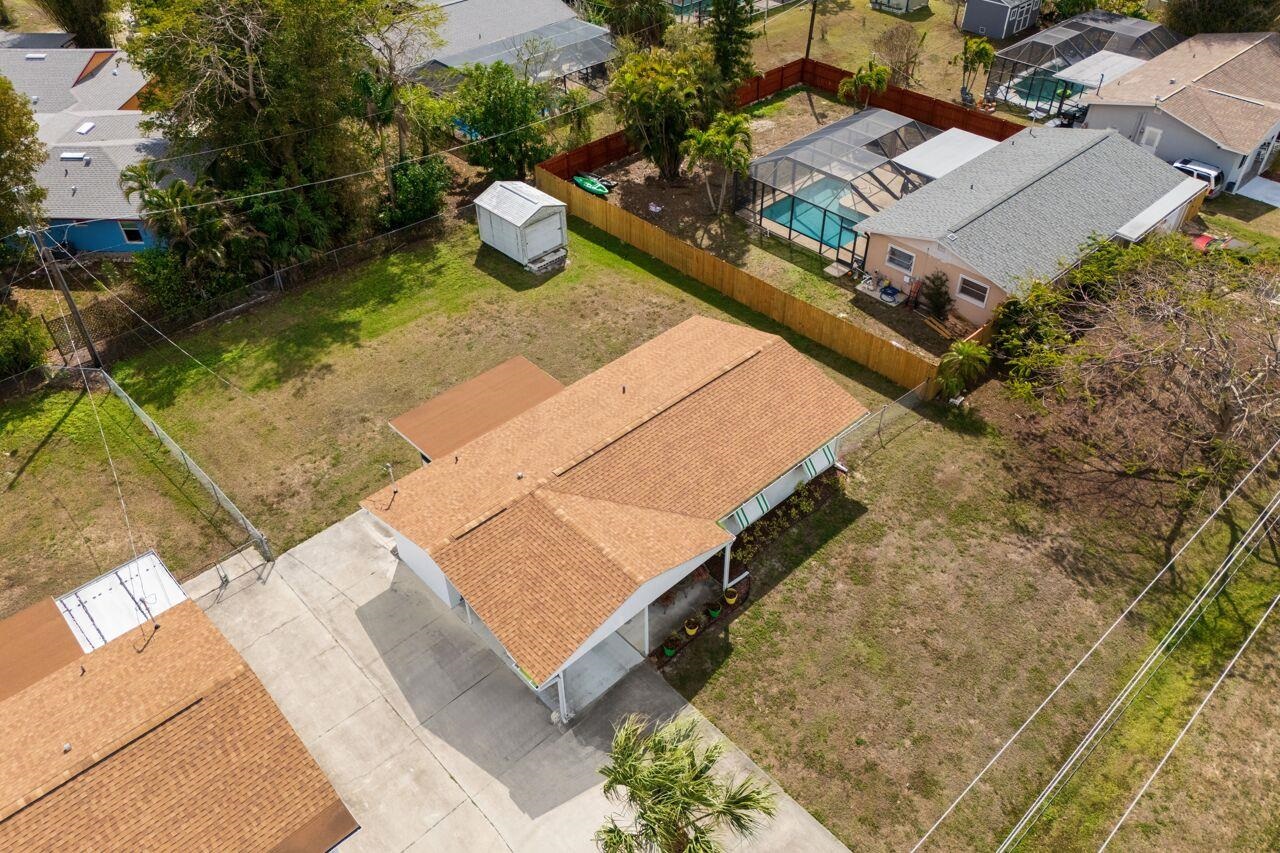 Excellent opportunity in the highly desirable Iona / McGregor corridor – image 3