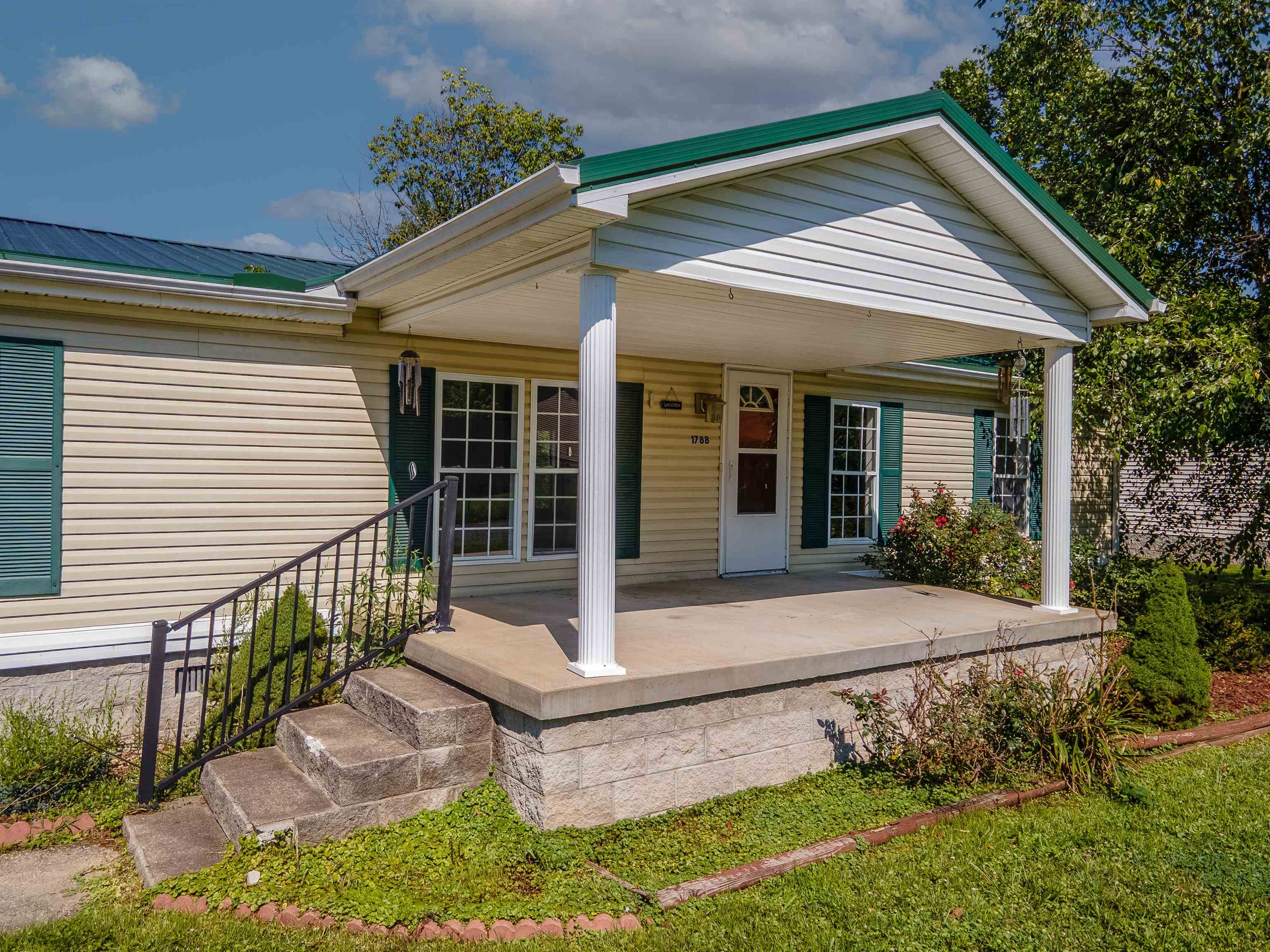 https://zimg.paragon.ice.com/ParagonImages/Property/PH/AABRKY/59180/3/0/0/58169297f15dacbb322d1f54069ac3ba/0/1a92d31cf27d21a3da5e376ae38d3113/59180-056d2258-15a0-4ecb-990a-a027cd297774.JPG