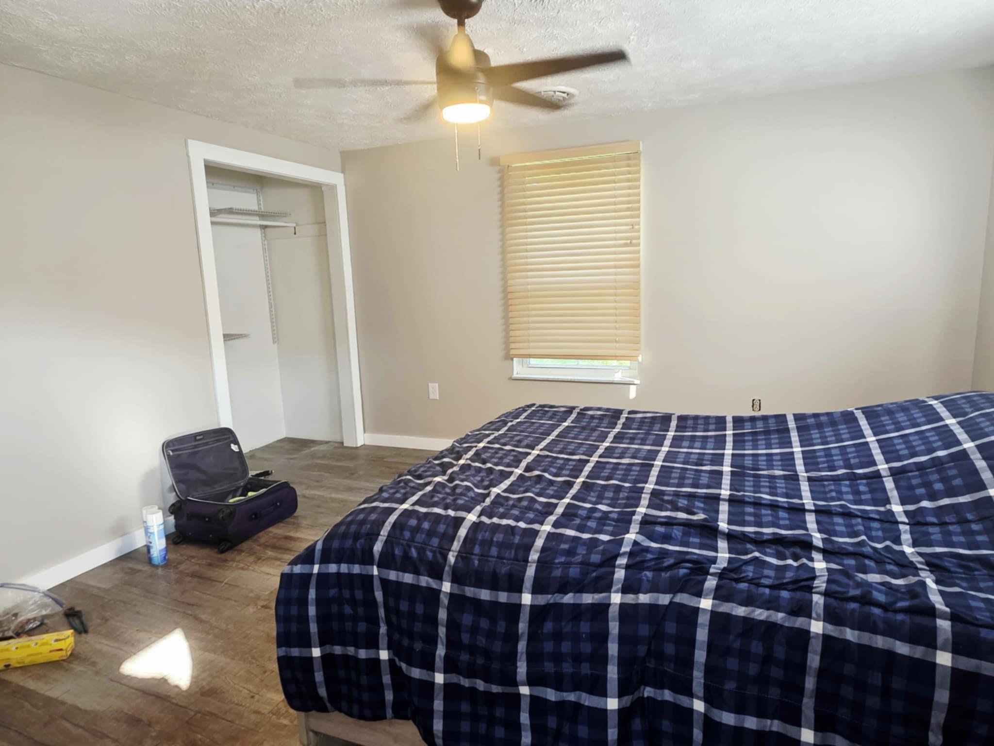 https://zimg.paragon.ice.com/ParagonImages/Property/PH/AABRKY/59200/9/0/0/b74f6630dadaf11b671b053d0e4f88a2/0/02a07f895f7293f8898a6551694b7fd6/59200-2b474186-72ab-4cfd-a939-4d48934c8668.JPG