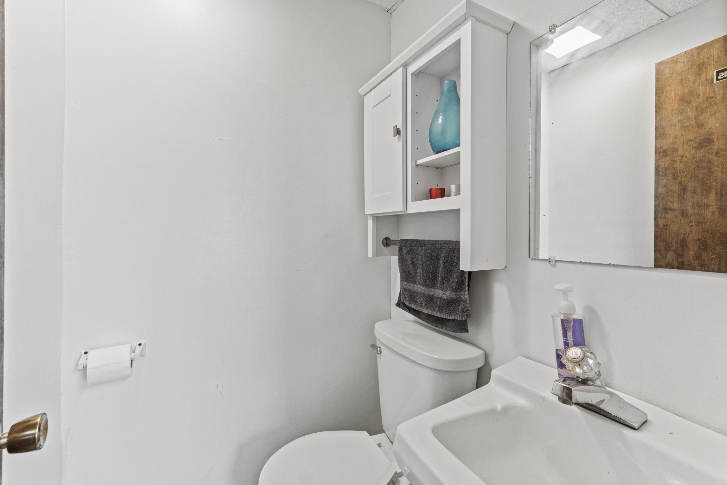 https://zimg.paragon.ice.com/ParagonImages/Property/PH/AABRKY/59266/5/0/0/72a3242930ada6261522027d0c54560c/0/edf9acaa6aa43abda4dbebadbdf4b79d/59266-efafae76-bb70-4179-a5e4-3335ee3b2670.JPG