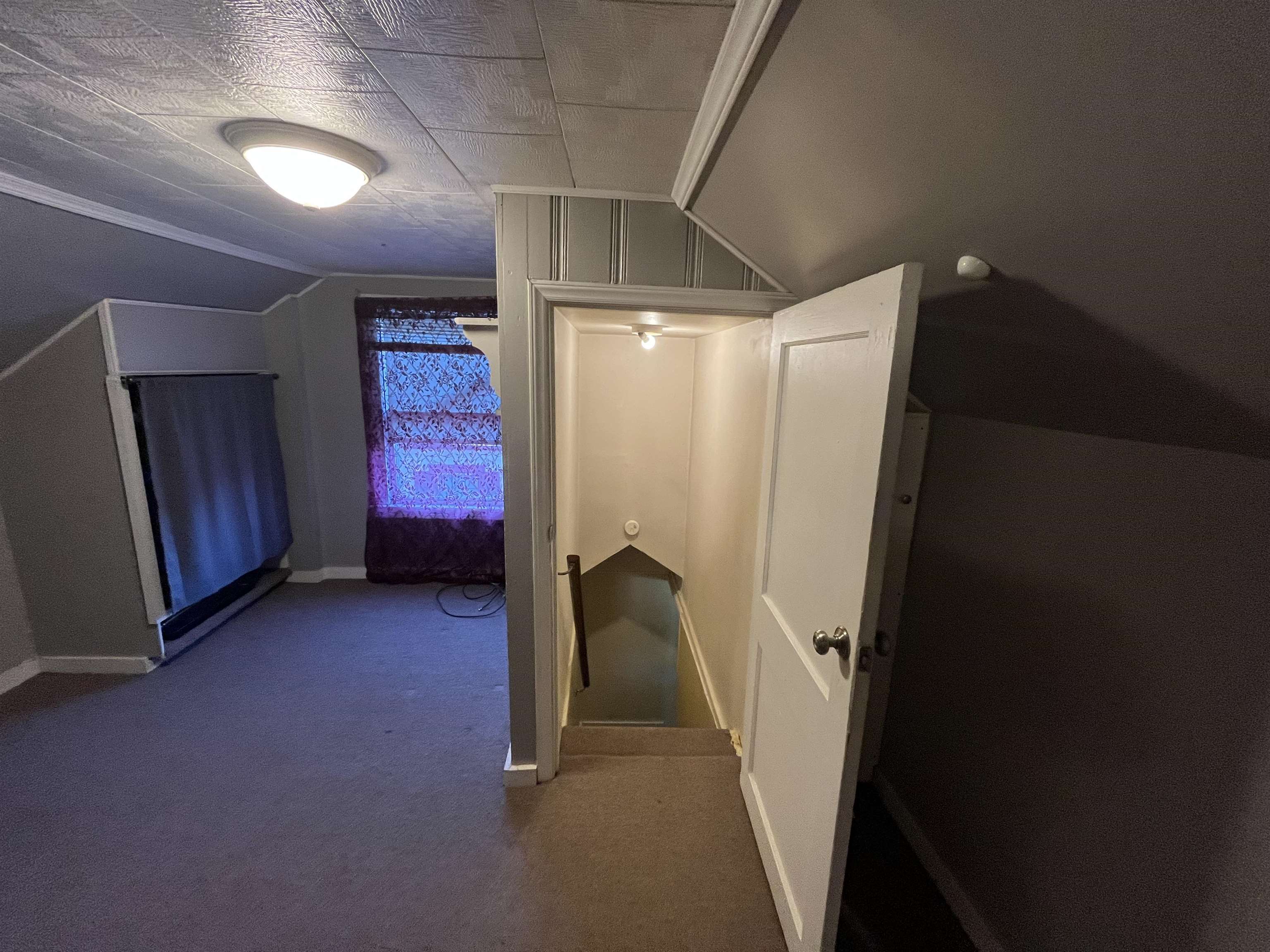 https://zimg.paragon.ice.com/ParagonImages/Property/PH/AABRKY/59357/10/0/0/73799d6753ee8a120915e65331920a0f/0/7e3f56e2a12b48aa7767da760a1d8f35/59357-860229b3-fd34-470b-8c4c-c97d90146c03.JPG
