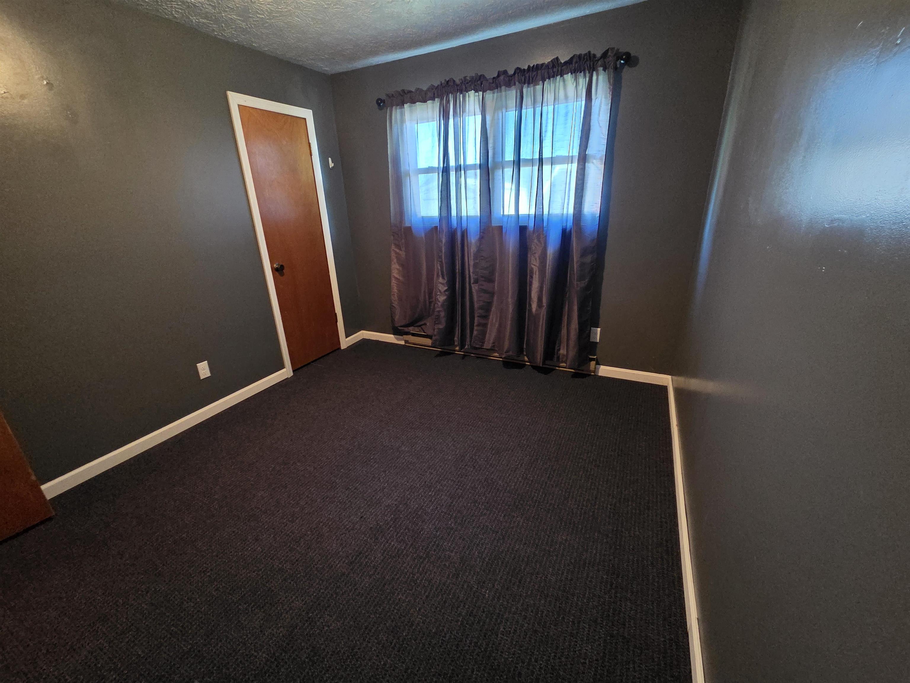 https://zimg.paragon.ice.com/ParagonImages/Property/PH/AABRKY/59539/12/0/0/f1173defbf3a6225baefd7bdb7c39468/0/b231ce30b29e40d54096f5bccb1bc3b0/59539-edc5de33-d9ab-4f18-b3af-87ee36b24356.JPG