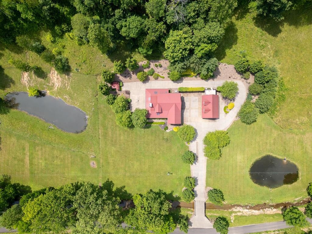 https://zimg.paragon.ice.com/ParagonImages/Property/PH/AABRKY/59579/3/0/0/bb19d5267c2e1312771f3b5279b4ea11/0/da93dea1351684e6d4a995a4f8bcd49f/59579-8d22afed-2ebc-4e38-83ce-a9f07a227030.JPG