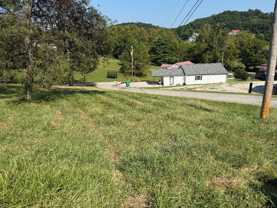 https://zimg.paragon.ice.com/ParagonImages/Property/PH/AABRKY/59649/3/0/0/215ead733b90acdca03c0c8a670746e2/0/ceb26ea68ce3af56ddd9fbd8778cac2e/59649-88675f53-57ef-41bb-bf9c-4e95ccf4b797.JPG