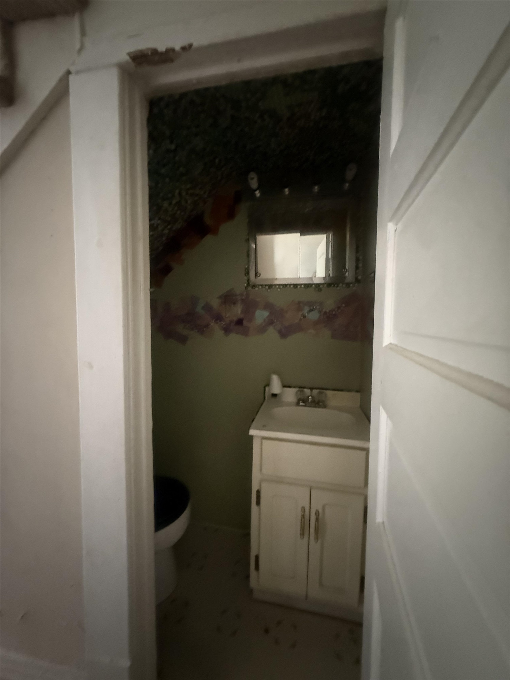 https://zimg.paragon.ice.com/ParagonImages/Property/PH/AABRKY/59682/8/0/0/dd943467bad46688c54b35cb0f4ac0fc/0/32e4faacdc418672163cc831b26d73e1/59682-eff83f2f-cb86-4b29-9d36-57e137b20d59.JPG
