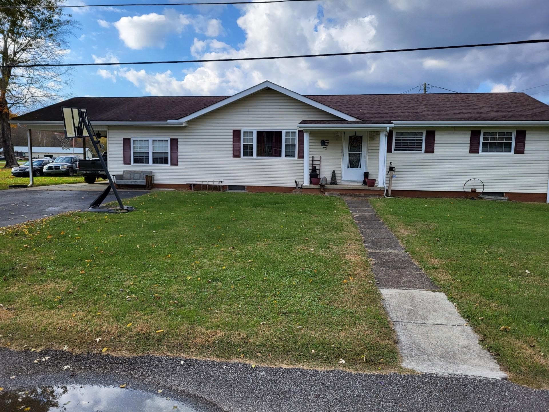 https://zimg.paragon.ice.com/ParagonImages/Property/PH/AABRKY/59697/1/0/0/fc747a93c02add097326827b5f5f801f/0/cf6daeb9f263f072ed10380c789b5196/59697-7674342a-2974-441b-a93c-8a711db154e8.JPG