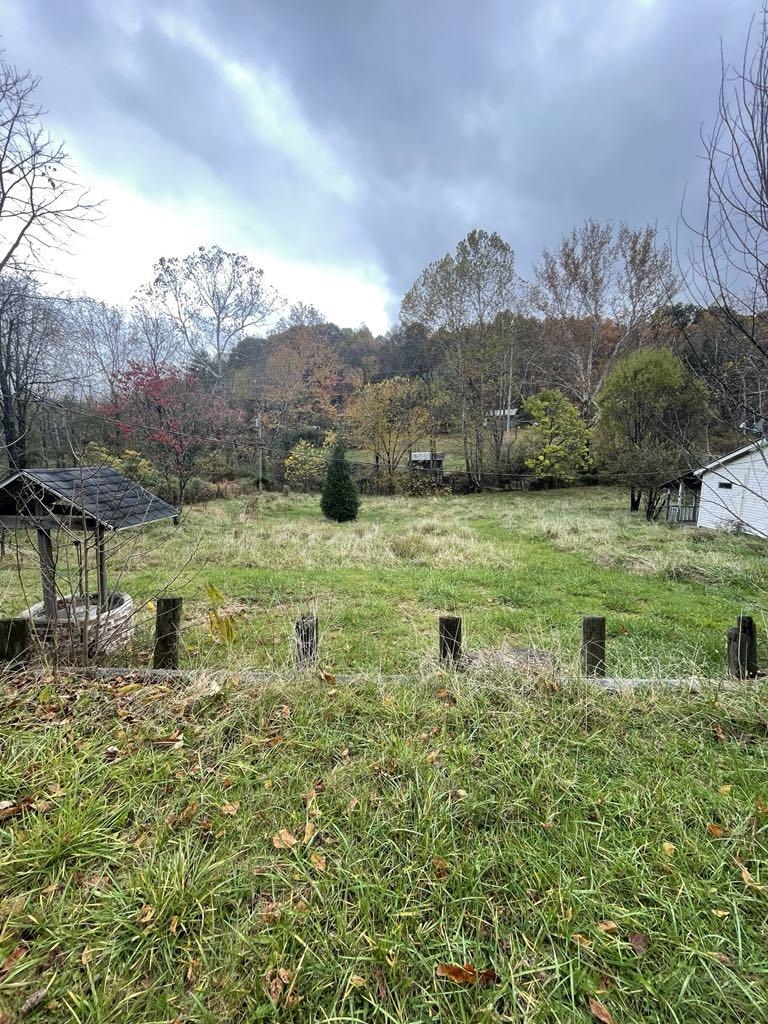 https://zimg.paragon.ice.com/ParagonImages/Property/PH/AABRKY/59717/4/0/0/76938365a6bcde129e4530cddb9cdde4/0/1e5c88b693cdd6569ce937f57259ba9d/59717-229460e2-5705-42c0-8534-fd20b6509432.JPG