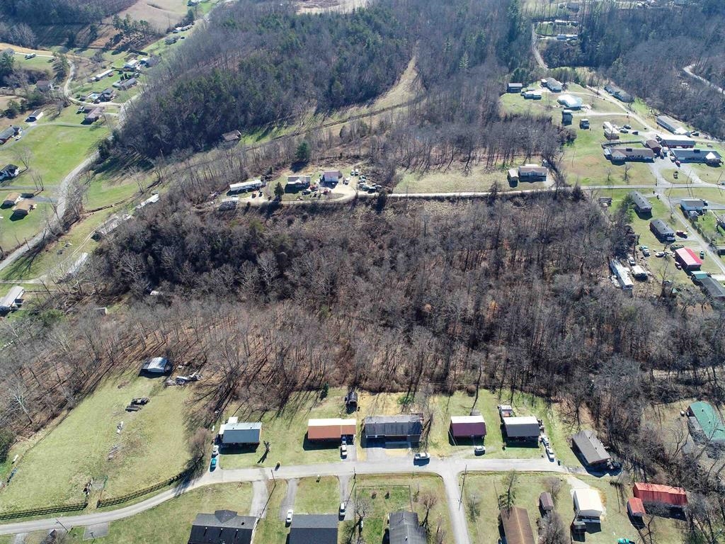 https://zimg.paragon.ice.com/ParagonImages/Property/PH/AABRKY/59722/4/0/0/b2e23aac50af0affc1dba41cbc6ff354/0/20dd07f4cedba91a53f076c2d8a9d797/59722-17fe91f4-b4b1-4671-8413-e35e14fac145.JPG