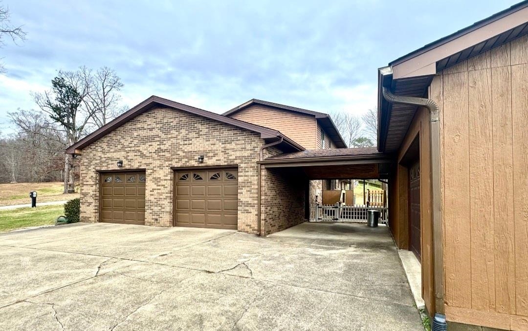 https://zimg.paragon.ice.com/ParagonImages/Property/PH/AABRKY/59821/10/0/0/8e465506cc9c4a8cc18c0a1a23babbb8/0/9cd6e8539a39d7e746f93fb033c854bf/59821-375ec0a0-5415-4452-9bb3-f83bf5ecc827.JPG