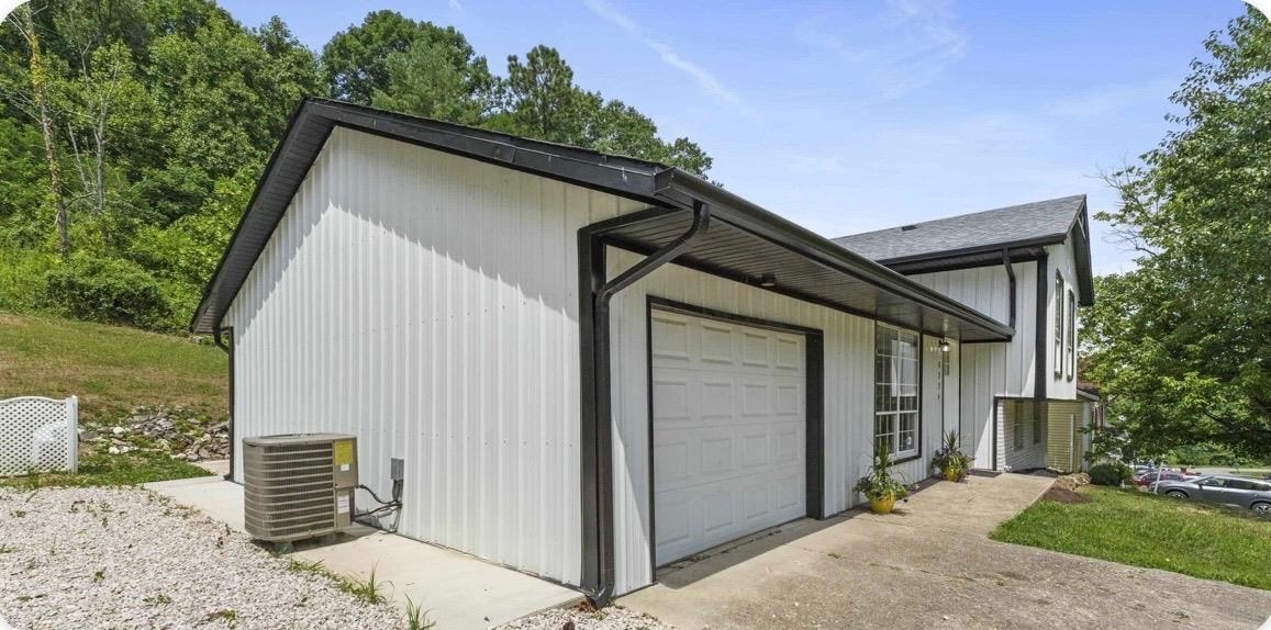 https://zimg.paragon.ice.com/ParagonImages/Property/PH/AABRKY/59874/3/0/0/fddca24ea6ac0936d2817db7052c457d/0/327e36589458271f64006fc34ce22bcc/59874-009ae98f-9083-4f67-bf40-86a09fde18cc.JPG
