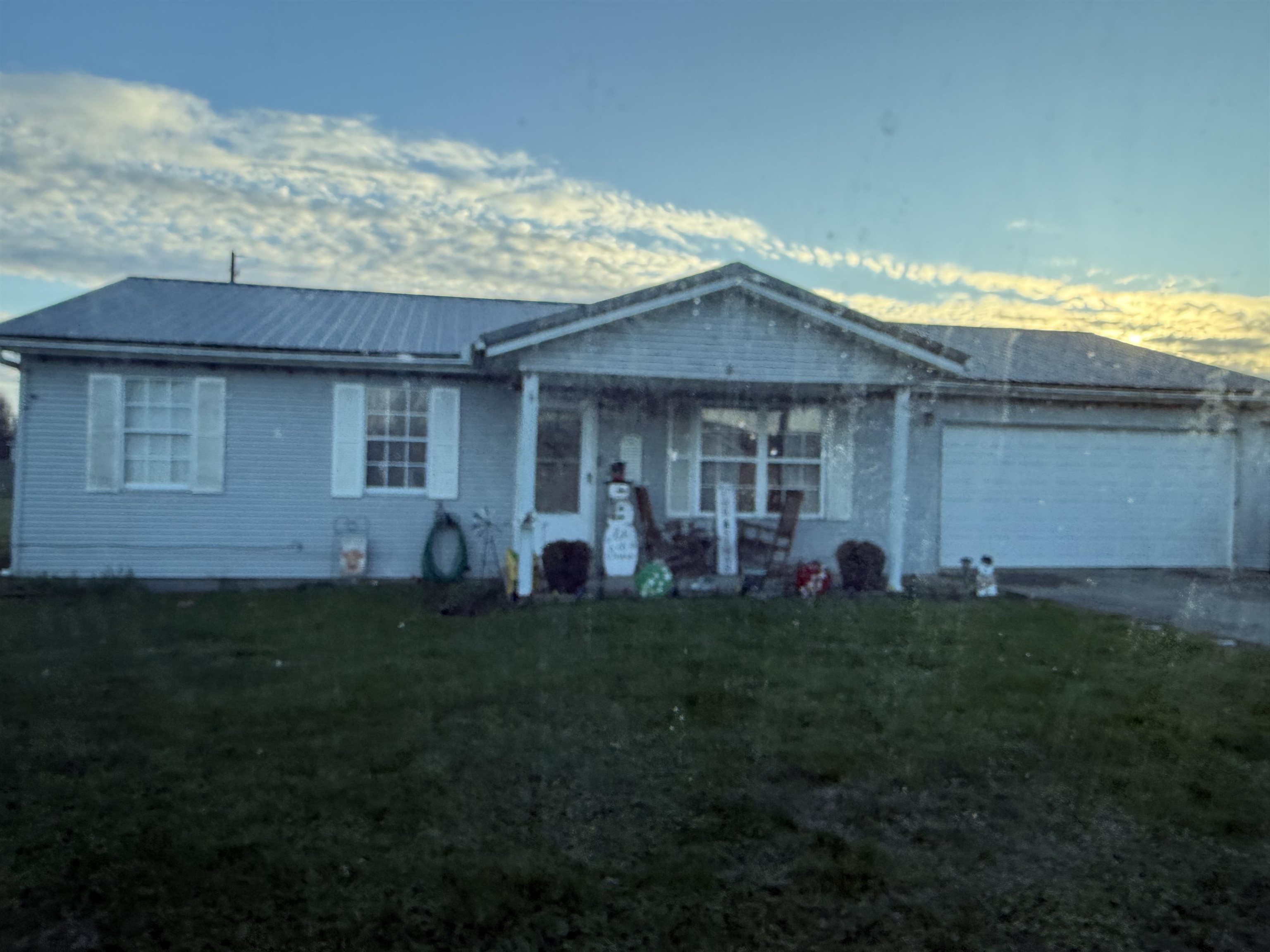 https://zimg.paragon.ice.com/ParagonImages/Property/PH/AABRKY/59888/1/0/0/125293fd4e420025e71874a1df3ca1d4/0/f1e4b7f36c64307c200033ff5042dd04/59888-5e5f19e3-edd6-43c3-b125-3eeed2ca9715.JPG