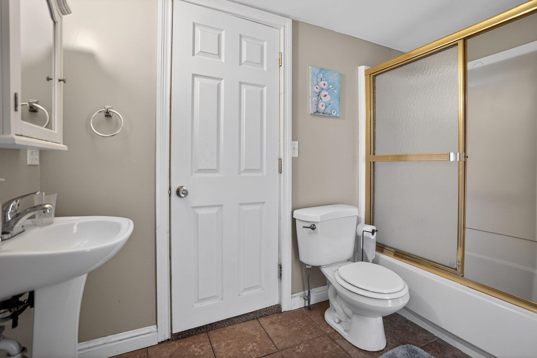 https://zimg.paragon.ice.com/ParagonImages/Property/PH/AABRKY/59967/10/0/0/b8dfd9b43450dfc5ba8f088b5383fb79/0/7af7cf41cc0f2442646b42806eff557a/59967-f6e0bbf3-2a23-4350-b2a3-17a0698f4331.JPG