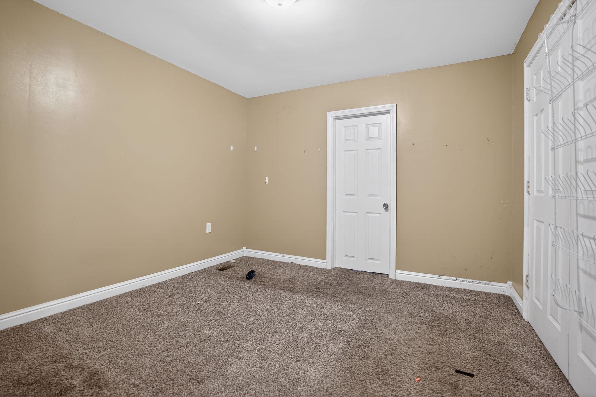 https://zimg.paragon.ice.com/ParagonImages/Property/PH/AABRKY/59967/5/0/0/de243ba26a8ba517b21f847970fd246e/0/7af7cf41cc0f2442646b42806eff557a/59967-f22b9e41-68b5-4a72-863d-bf99bc3e34b3.JPG