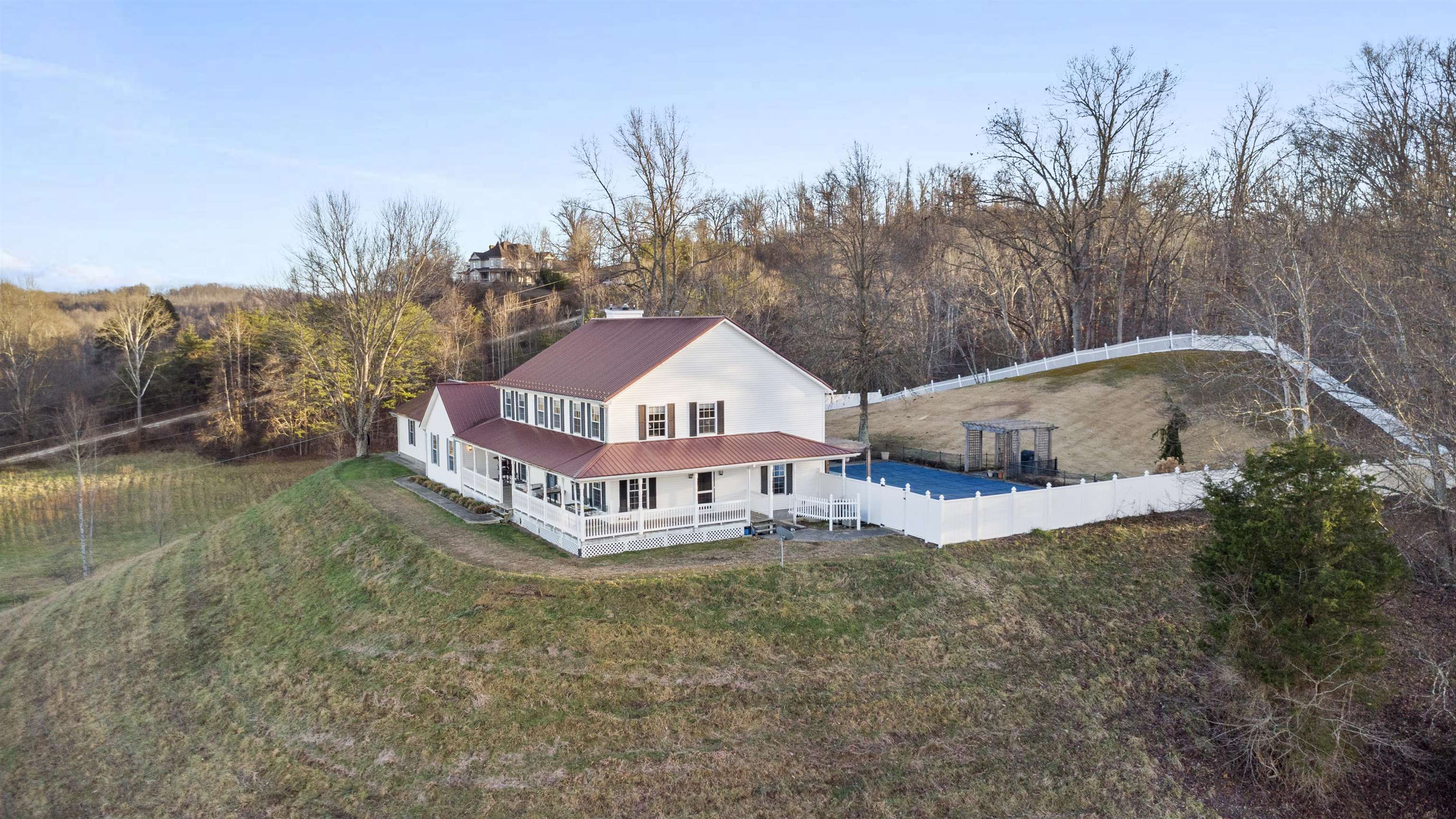 https://zimg.paragon.ice.com/ParagonImages/Property/PH/AABRKY/60058/2/0/0/c7a8a88780601fa932af19b07947cdf9/0/000b78cdf03ffa59c0ee241cb7f5e0d3/60058-72614557-1e74-4b90-b919-8ad6b0404ed1.JPG