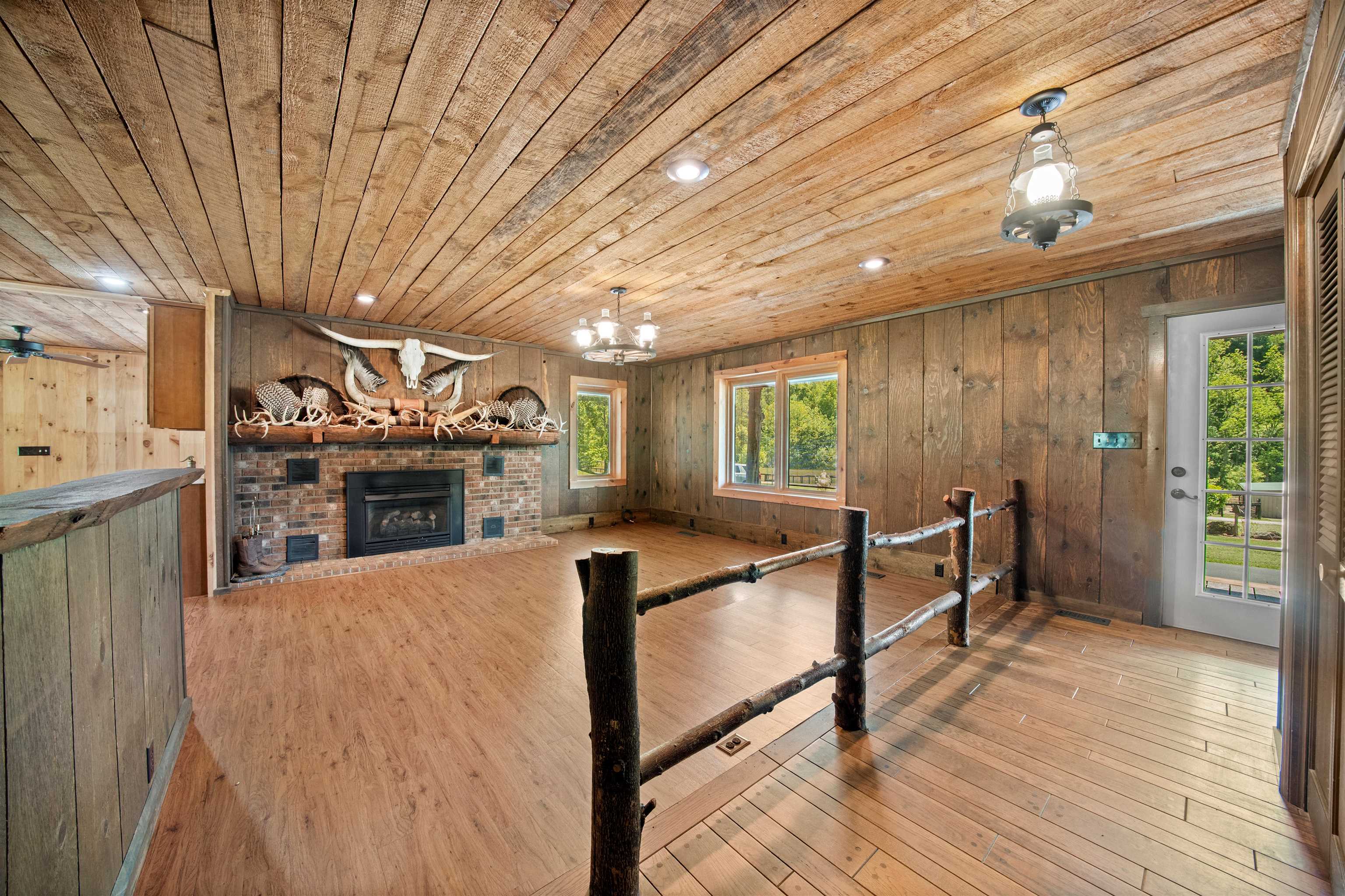 https://zimg.paragon.ice.com/ParagonImages/Property/PH/AABRKY/60071/13/0/0/1f84b39f13a55e9da1326af33b37f76a/0/43fe9d5784735af7f852c6ac83e09d1c/60071-6b1e2219-2fda-4cf6-a3b9-d0f1dc85b6c2.JPG