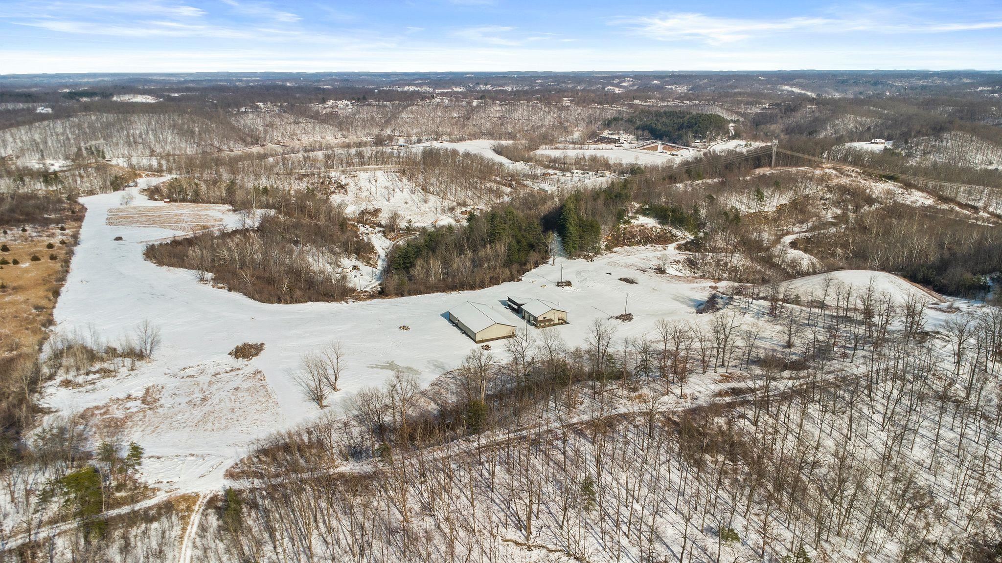 https://zimg.paragon.ice.com/ParagonImages/Property/PH/AABRKY/60083/1/0/0/6df59c4132423767d1d92071408c4b84/0/9a9bea5771b3446f96481bd32d6e4f23/60083-4b7c1954-7aa3-42dd-8c18-620b6cf39631.JPG