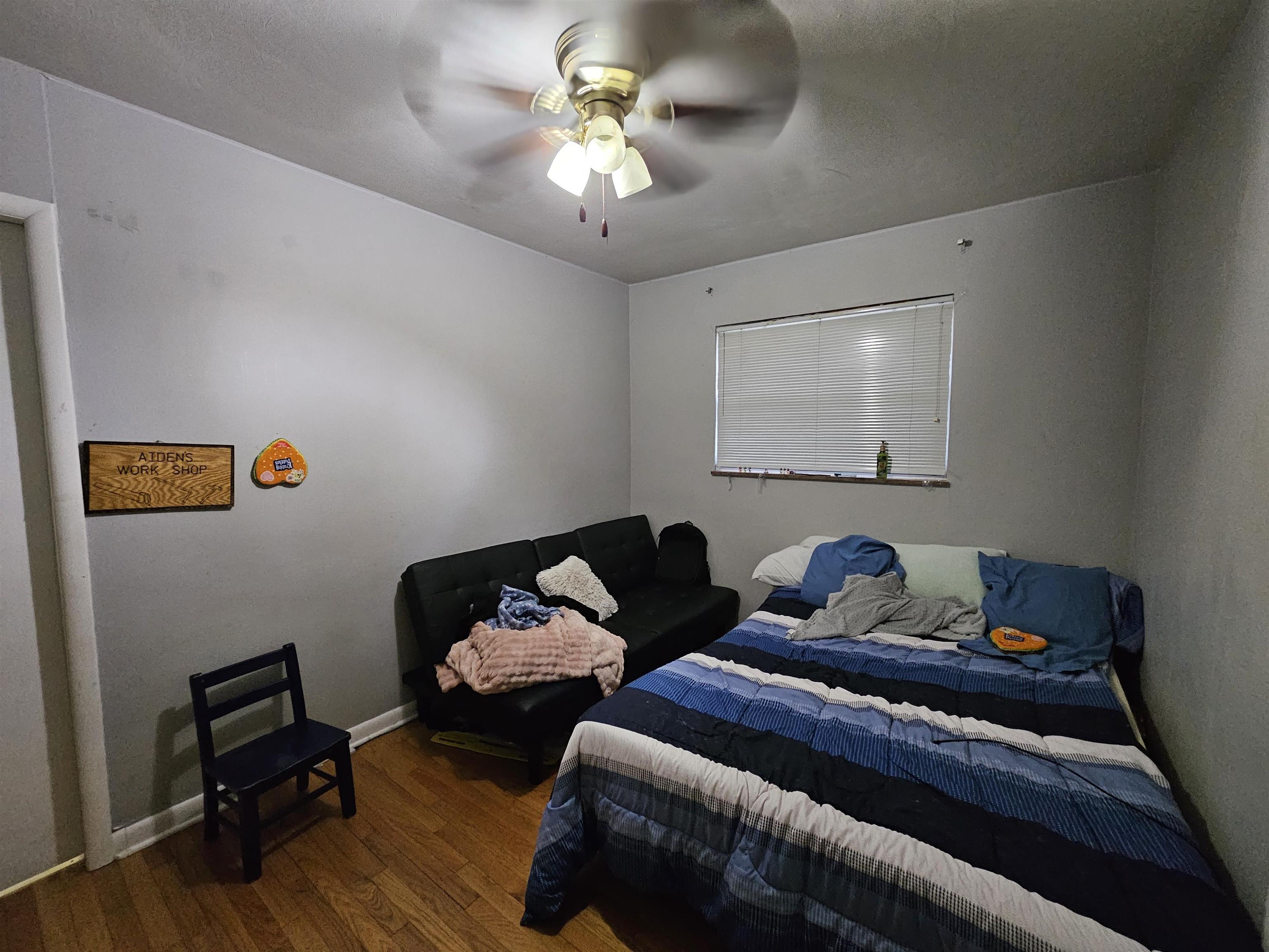 https://zimg.paragon.ice.com/ParagonImages/Property/PH/AABRKY/60125/2/0/0/82f48d7faa26844e8a61295ab2b54979/0/8a6fcdf470ef8bf535566dda5e214bd9/60125-db9188e7-1e58-4743-b7c4-f38cf2e328a1.JPG
