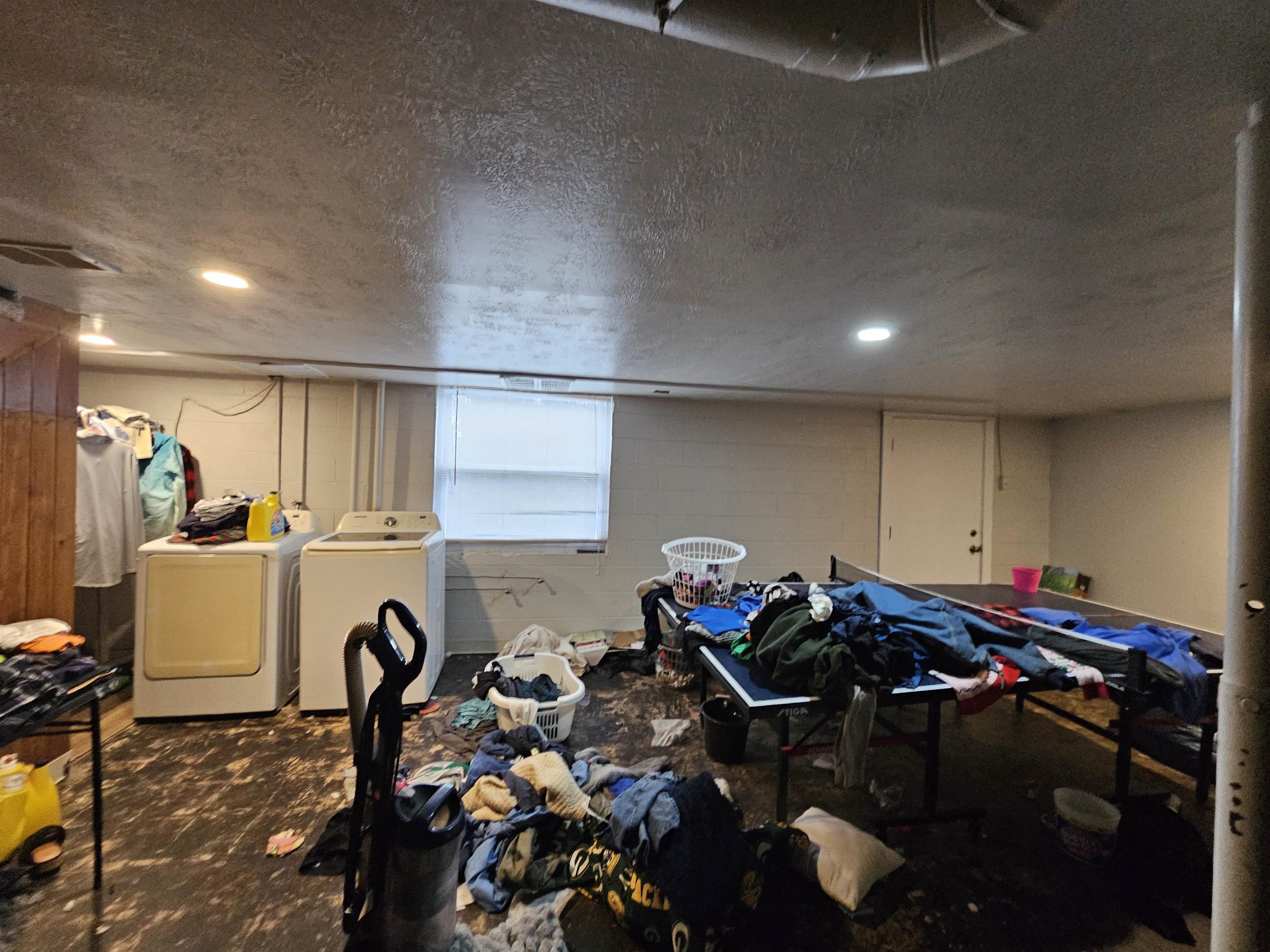 https://zimg.paragon.ice.com/ParagonImages/Property/PH/AABRKY/60125/6/0/0/fd51e8d879befbf530c60959be2ed4cb/0/8a6fcdf470ef8bf535566dda5e214bd9/60125-6261b9f1-7808-445b-b1cf-3baab4625038.JPG