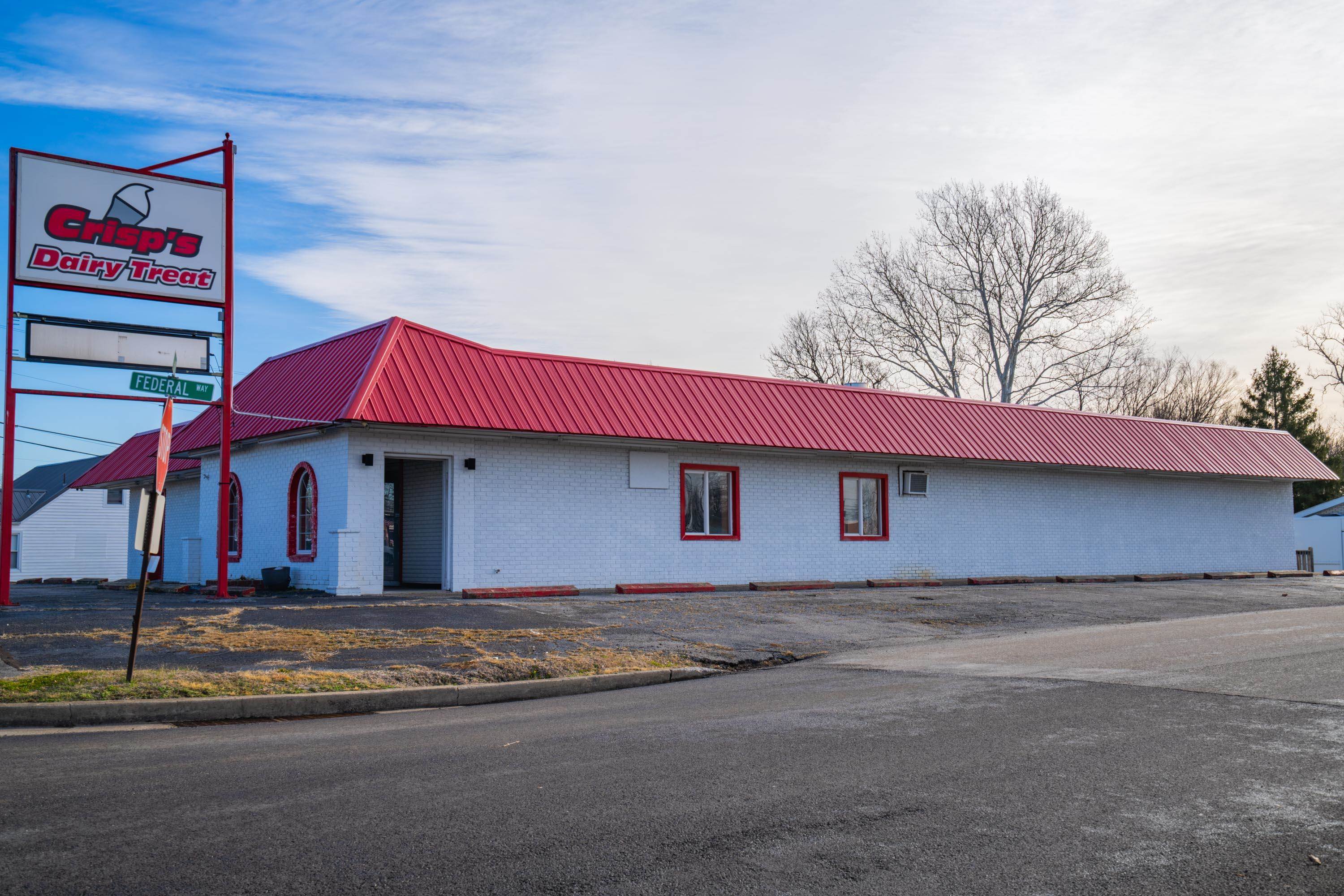 https://zimg.paragon.ice.com/ParagonImages/Property/PH/AABRKY/60152/1/0/0/1f2f97eb7614d8fcec14f0be9d63cf20/0/d595ca9d96823ea91c2abe67222e0693/60152-509b5db4-f92a-4c66-86a6-06acaa92e0ea.JPG