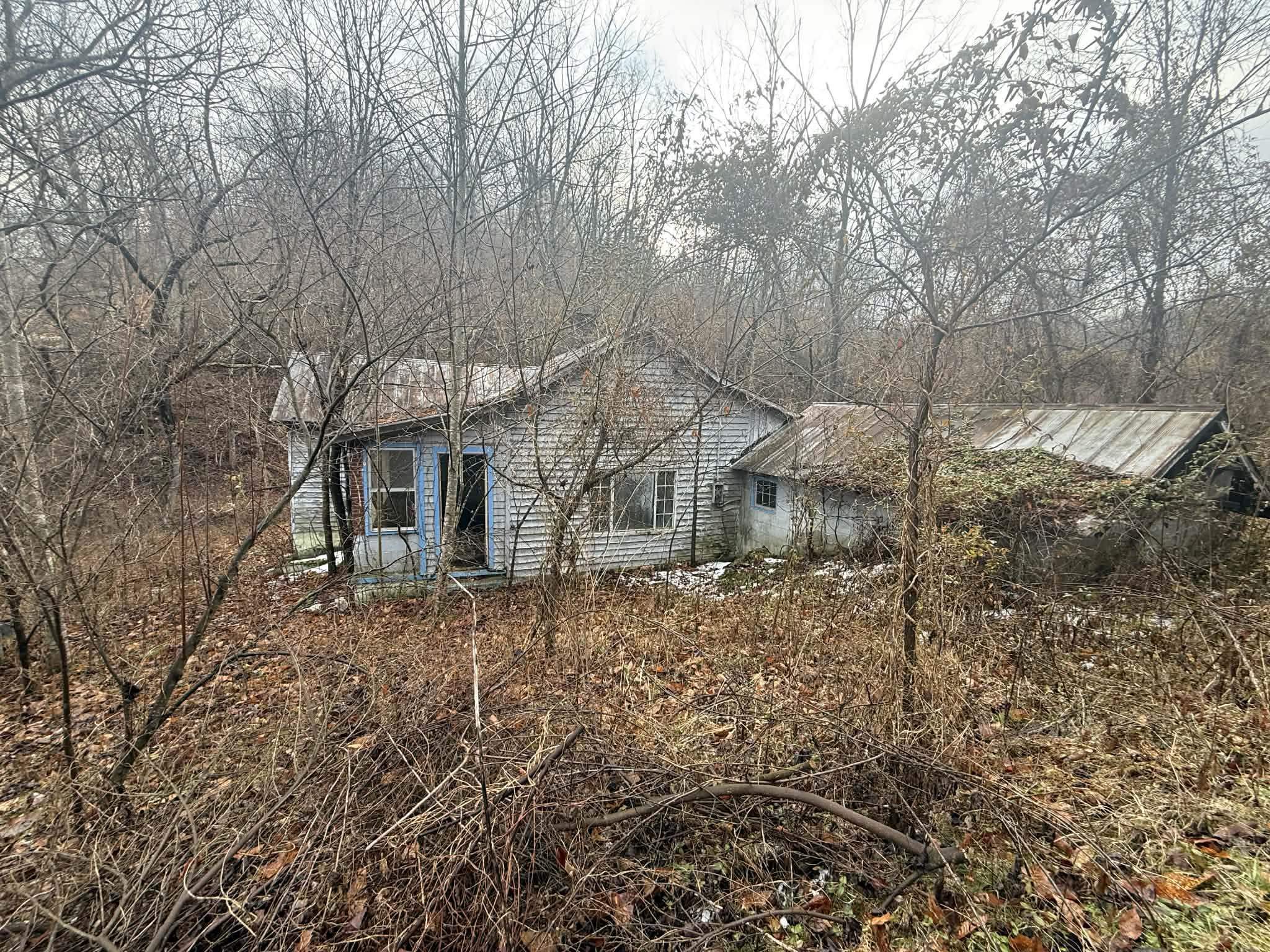 https://zimg.paragon.ice.com/ParagonImages/Property/PH/AABRKY/60154/5/0/0/36a84fda132067122146fbe52c52eab7/0/d96ed4f671efb32891a2550a7462a348/60154-0bb9c93b-5112-4f6e-ab7e-d57770e839a8.JPG