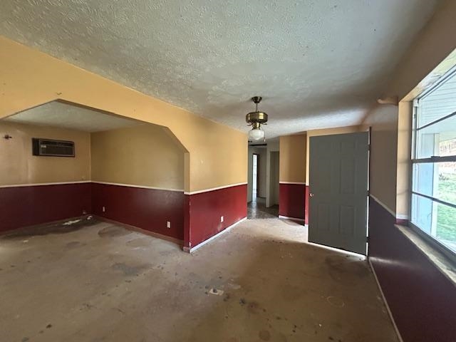 https://zimg.paragon.ice.com/ParagonImages/Property/PH/AABRKY/60185/6/0/0/351e2ef17c808b173d049696a7ac78a8/0/b3da56c538e91358dc67fbb4b1bad925/60185-c2d2aaa8-48e6-4ebb-b8cd-1dca5284bf68.JPG