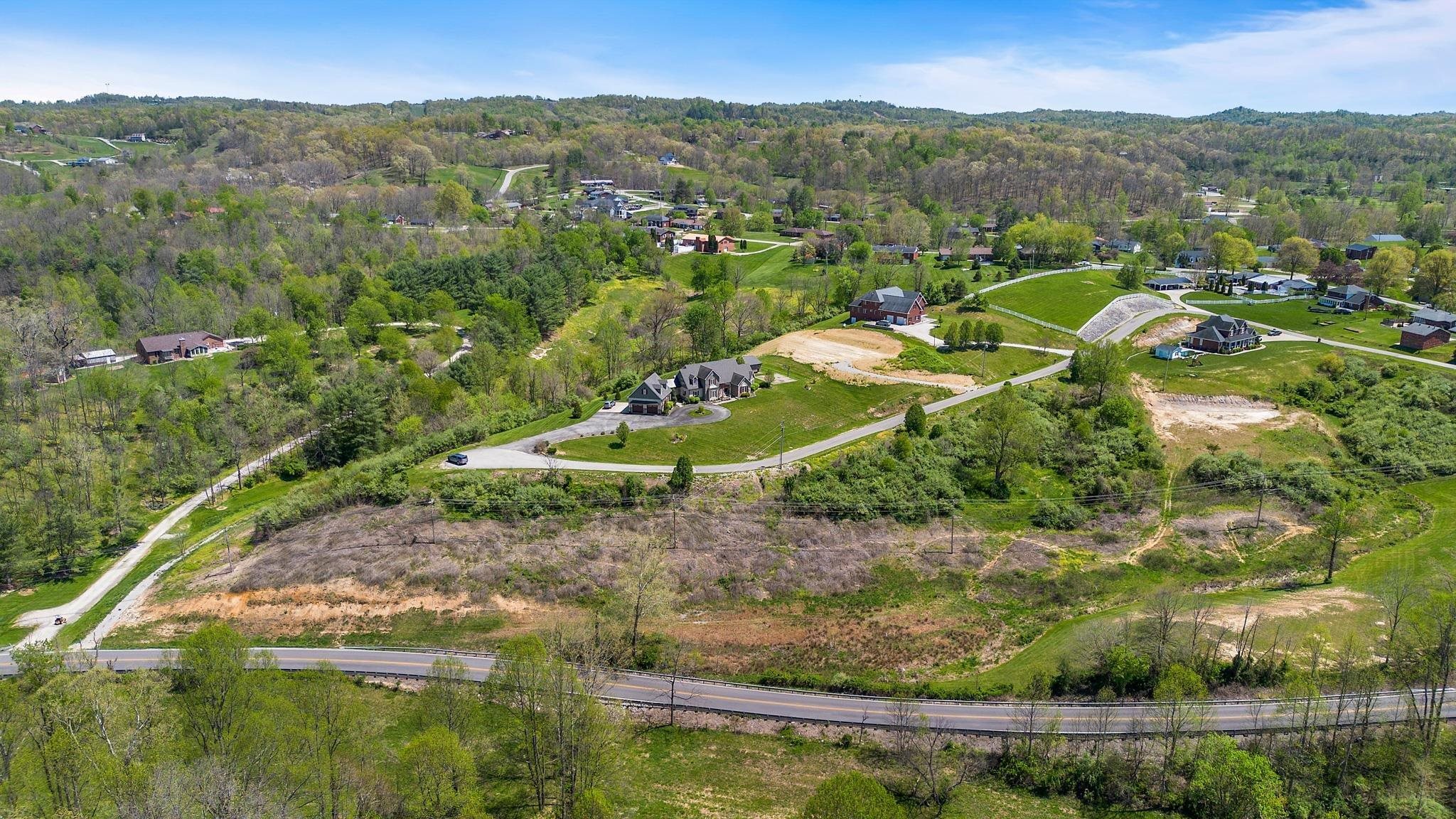 https://zimg.paragon.ice.com/ParagonImages/Property/PH/AABRKY/60227/8/0/0/212c210011b9d5d654596f0762350f3d/0/58710d8922fd38ab8aa506c102057bf1/60227-21e287b0-1d3f-479f-8b8e-05898876c855.JPG