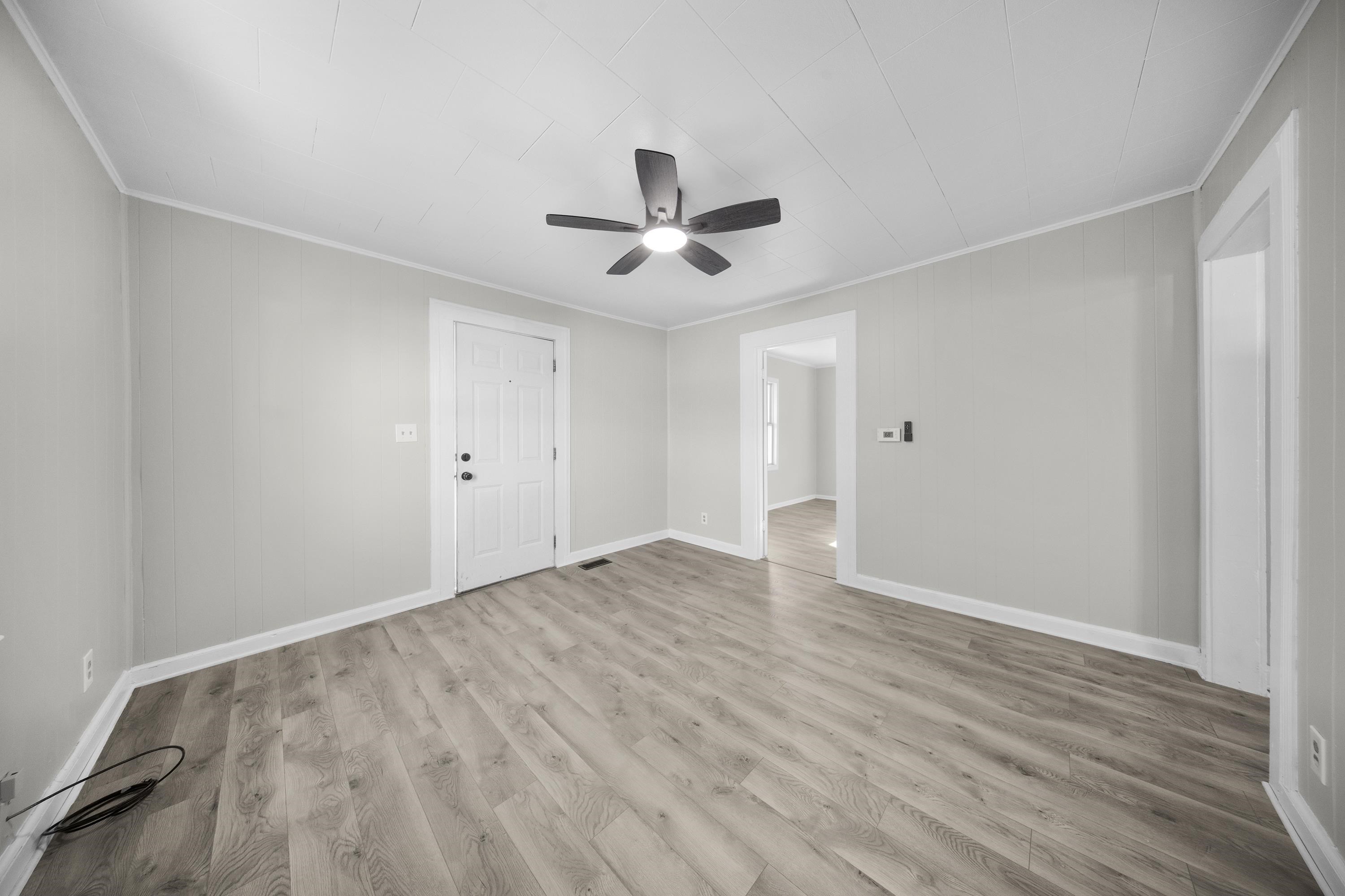 https://zimg.paragon.ice.com/ParagonImages/Property/PH/AABRKY/60281/5/0/0/e8acd34c94f8e752742b45dd0169904f/0/e764abdd54e90a8b62a632df213d543c/60281-38083140-6cba-486e-8cbc-c6acb3f1d7cd.JPG