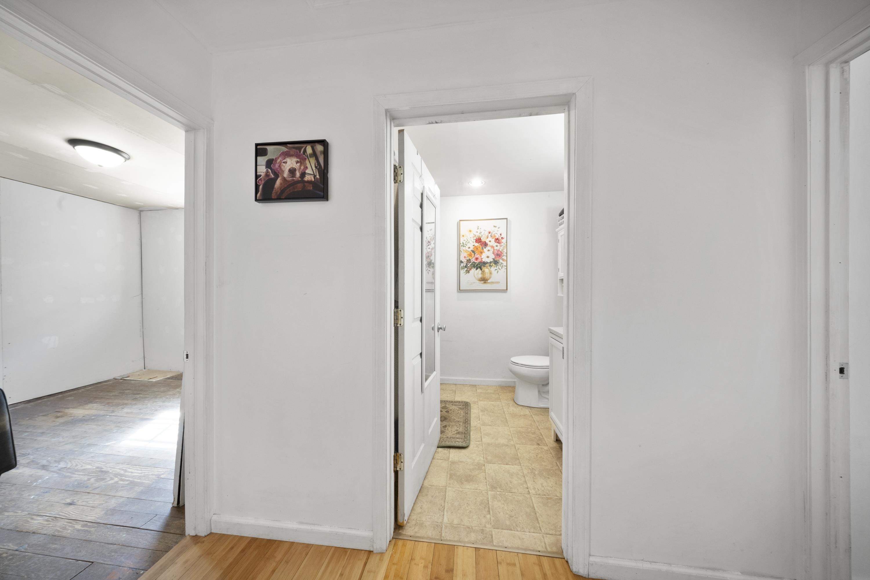 https://zimg.paragon.ice.com/ParagonImages/Property/PH/AABRKY/60282/13/0/0/6daa2133f51b1821ee75363871d9a207/0/c8b757a678ef0006d7b82f27bfa69146/60282-43d5543f-e0c3-441c-a5d6-f0b1e0a6fbf7.JPG