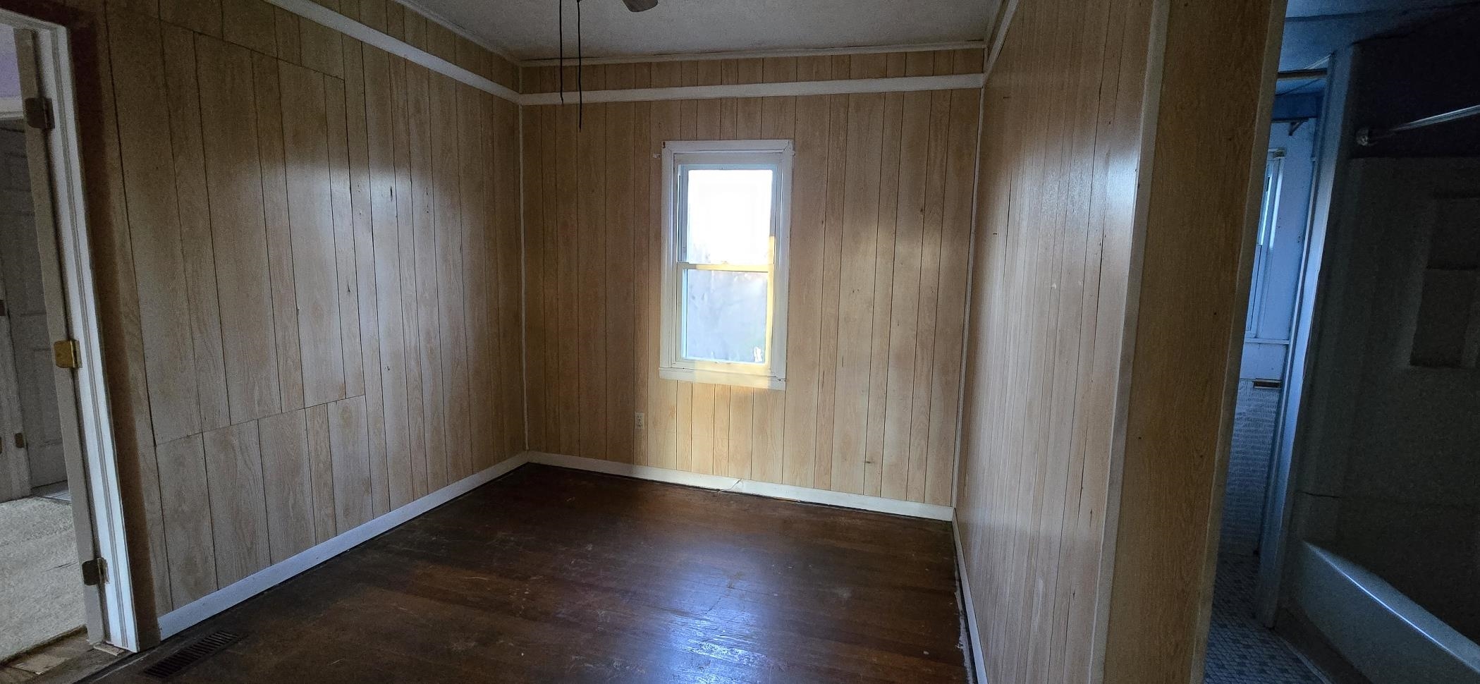 1215 Woodland Avenue