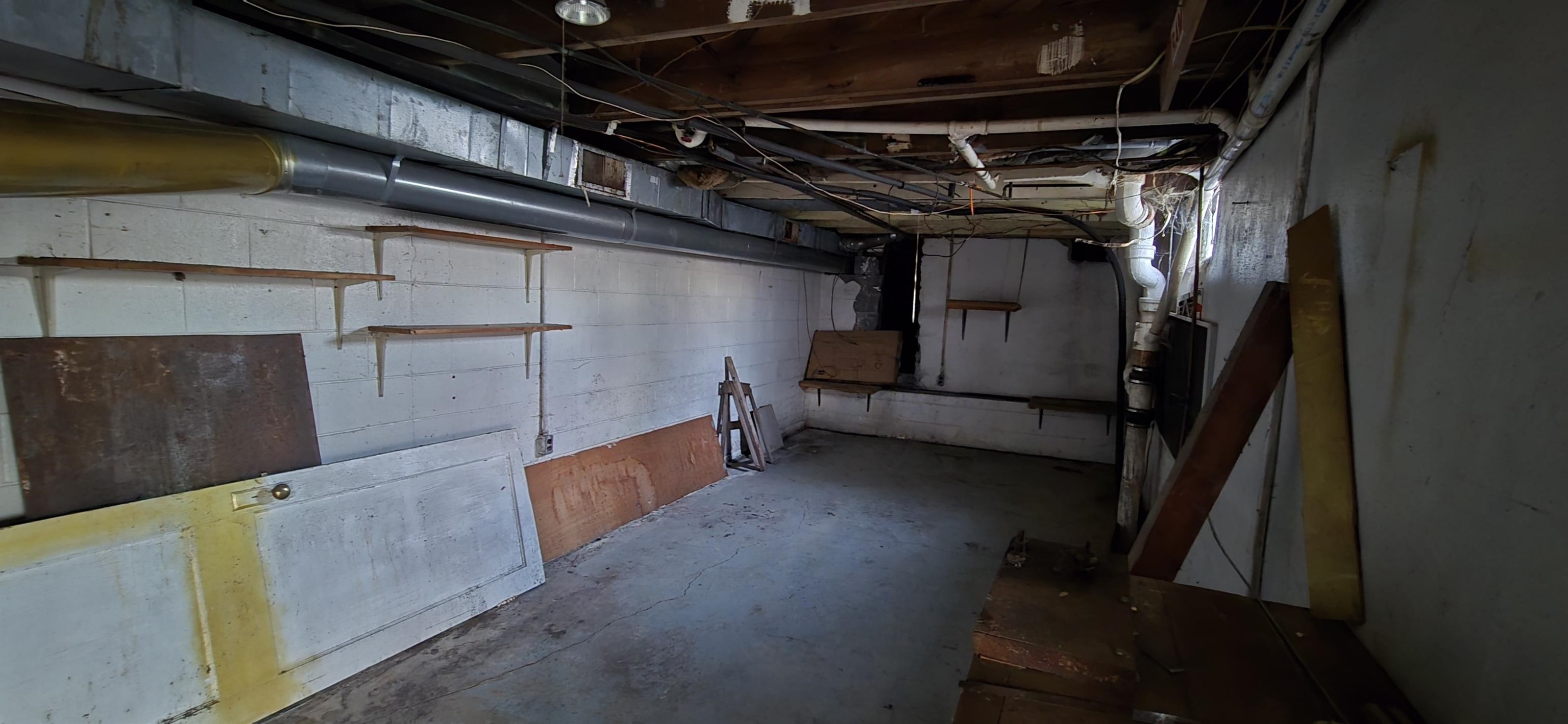 1215 Woodland Avenue