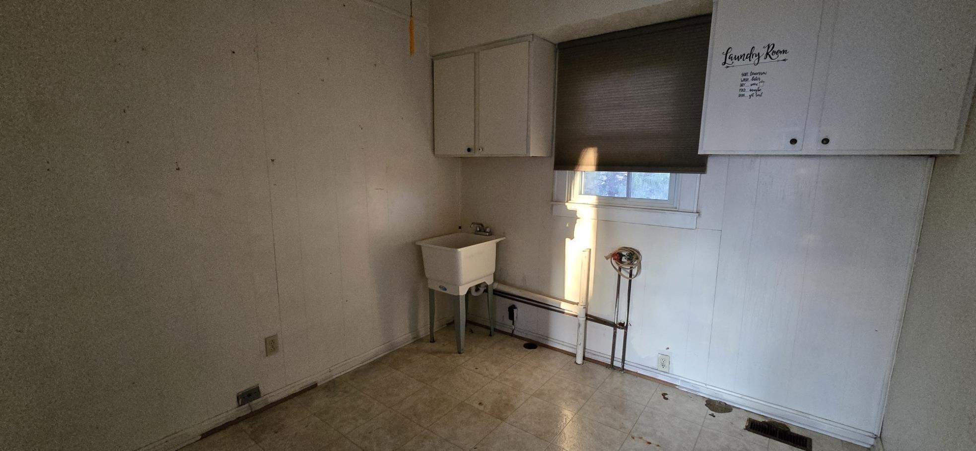 1215 Woodland Avenue