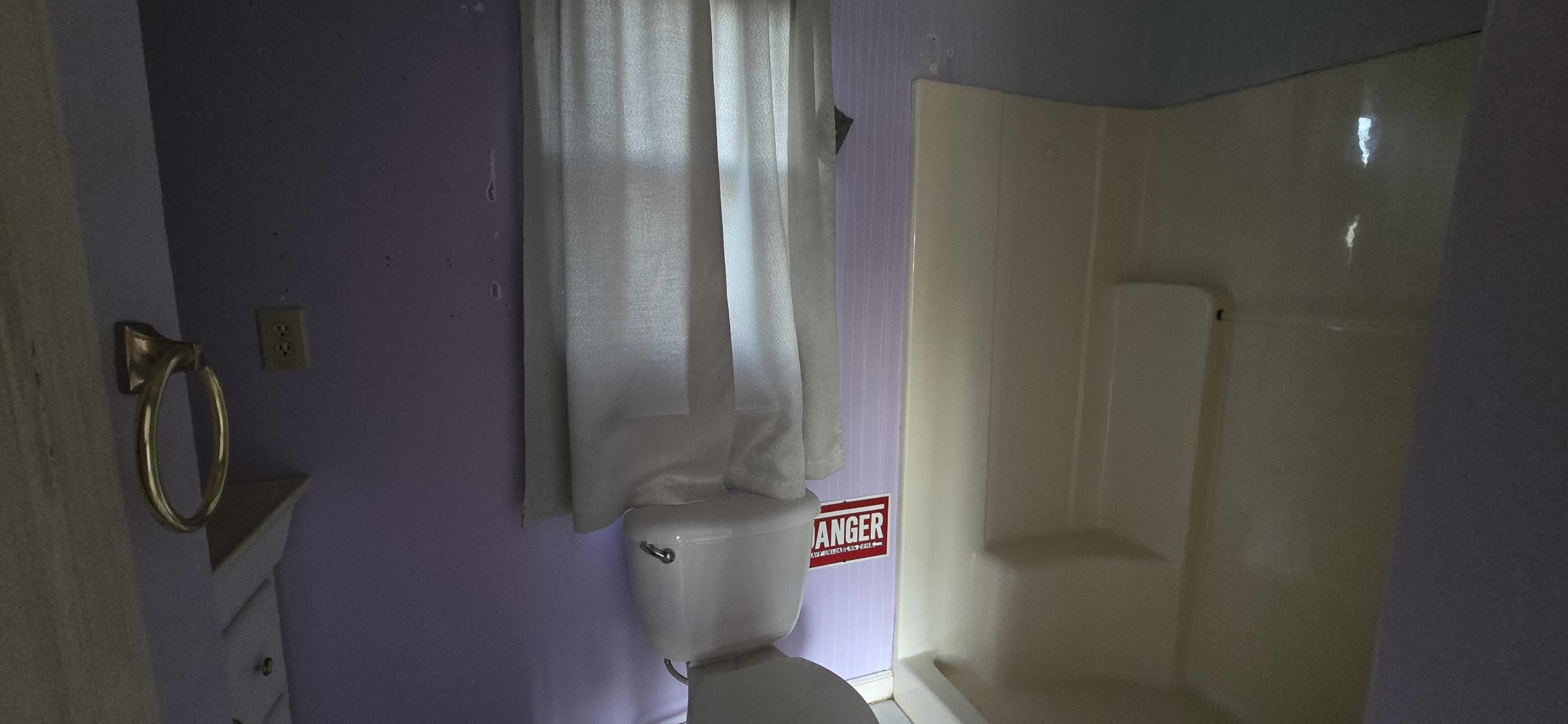 1215 Woodland Avenue