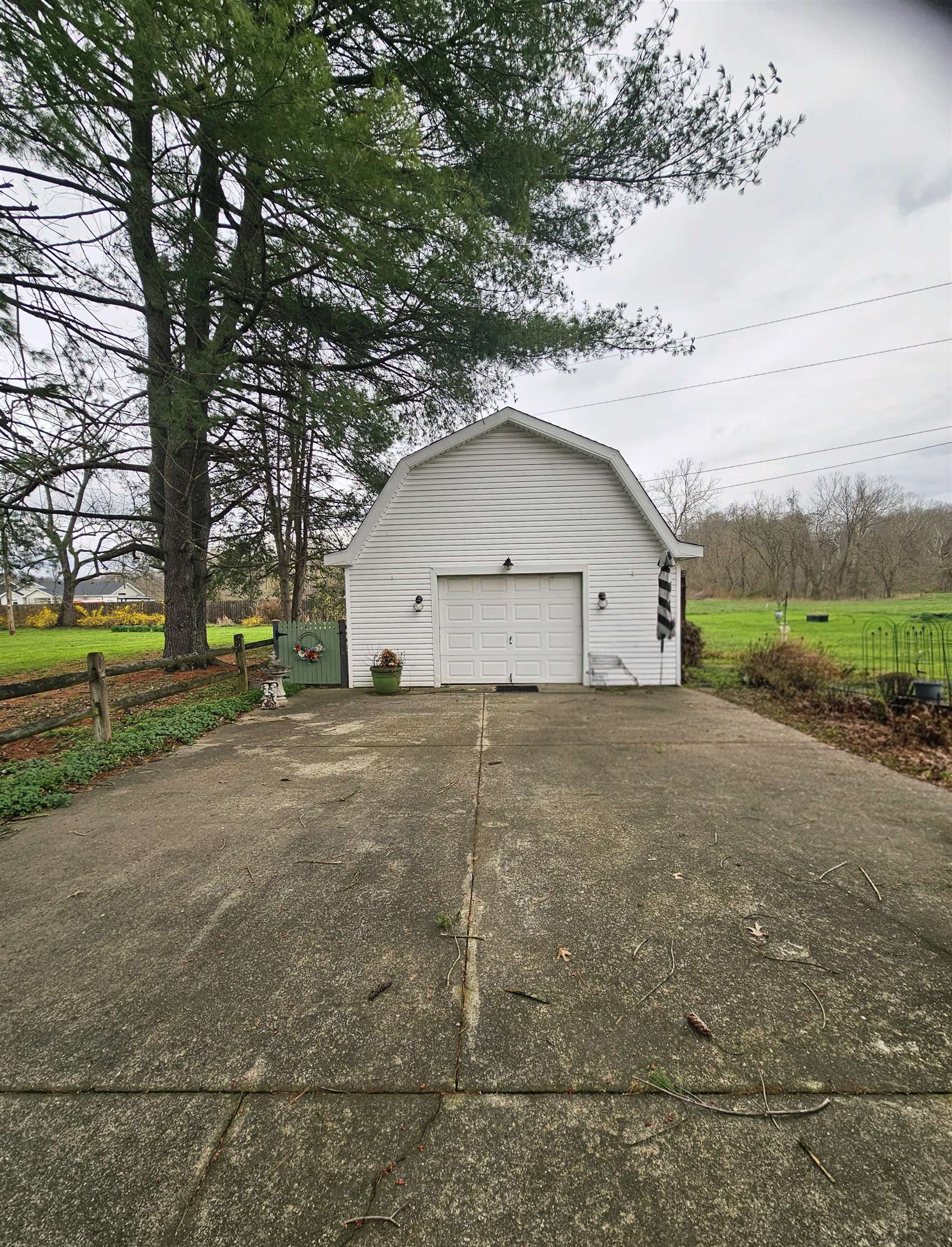 https://zimg.paragon.ice.com/ParagonImages/Property/PH/AABRKY/60358/1/0/0/734a1fe333463584809654602a83cad9/0/f3626d0dd21c2d1c748861c46a473a81/60358-750fb3b1-8a6e-4989-a4ff-6e18aac54c3b.JPG