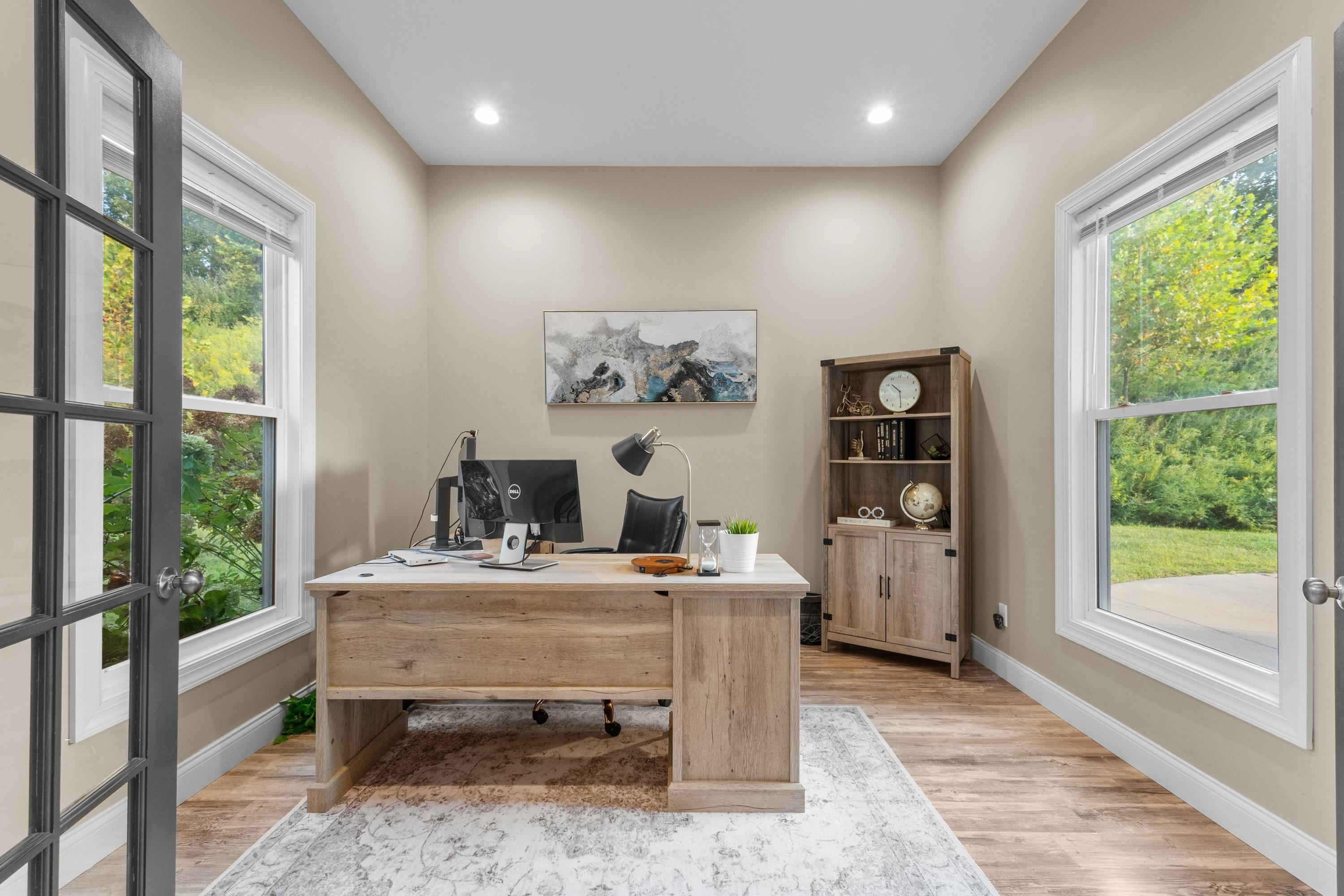 https://zimg.paragon.ice.com/ParagonImages/Property/PH/AABRKY/60387/7/0/0/078656ef2a90e12fe899cffc698ae933/0/f09db857e57813e1e846d170a17a70ef/60387-14e5db2d-6af5-4411-8288-7c02d5f3cd1f.JPG