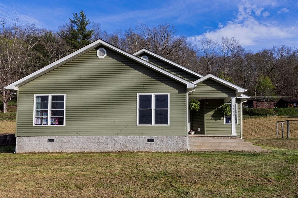 https://zimg.paragon.ice.com/ParagonImages/Property/PH/AABRKY/60419/1/0/0/631974448c6bb2ec65f3f548f6d25efe/0/8e3ffb5fe0b864f3fe0a1333f61ed110/60419-6d779ac1-0141-48a5-ab2f-27f1de16e3bc.JPG
