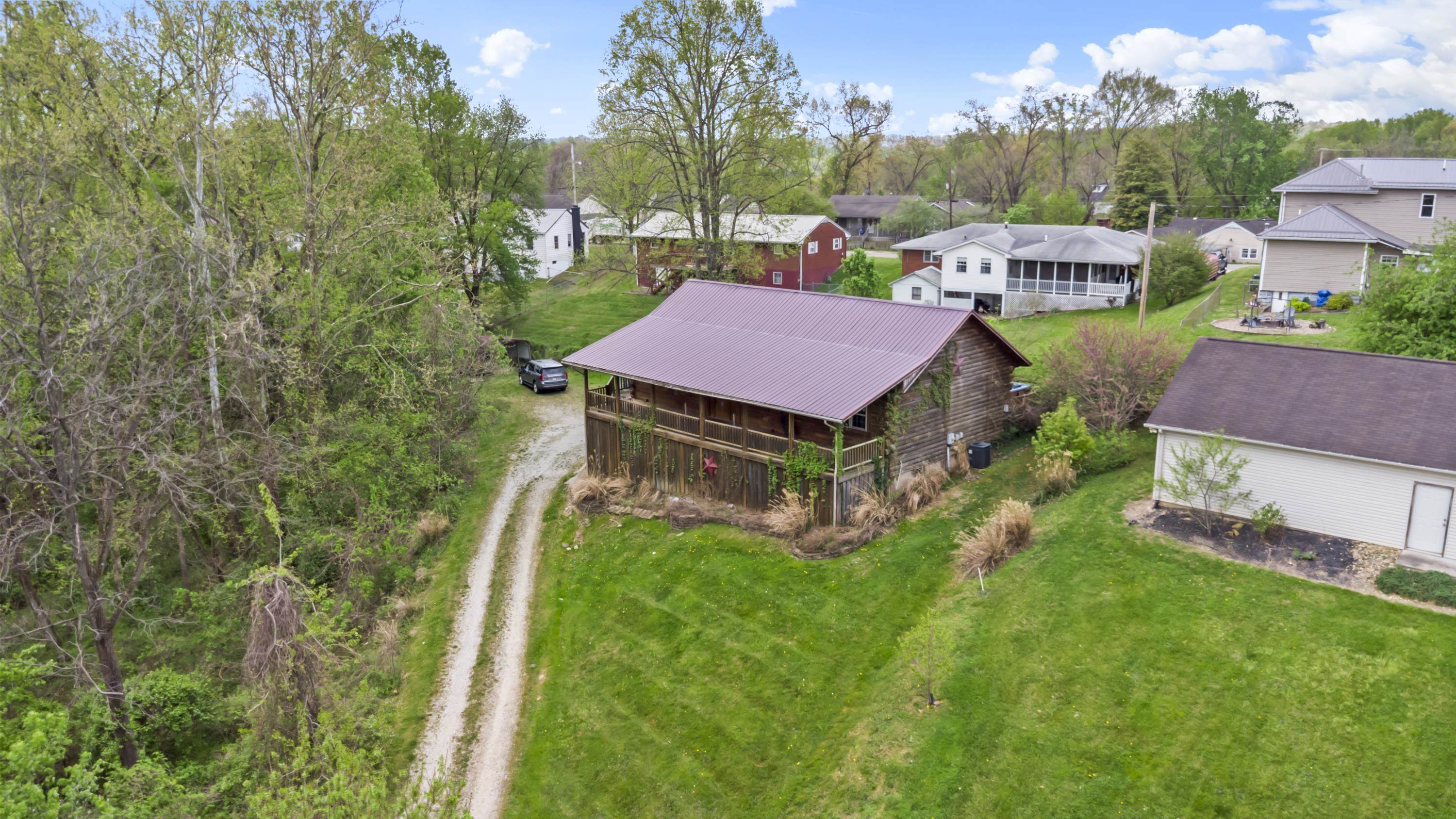https://zimg.paragon.ice.com/ParagonImages/Property/PH/AABRKY/60450/2/0/0/4ccbe61b79939b6154ab7b489149ab1f/0/4564ad08d0564877ea216dada237b198/60450-a77a66e3-fe06-4480-85b7-c293a82198fe.JPG