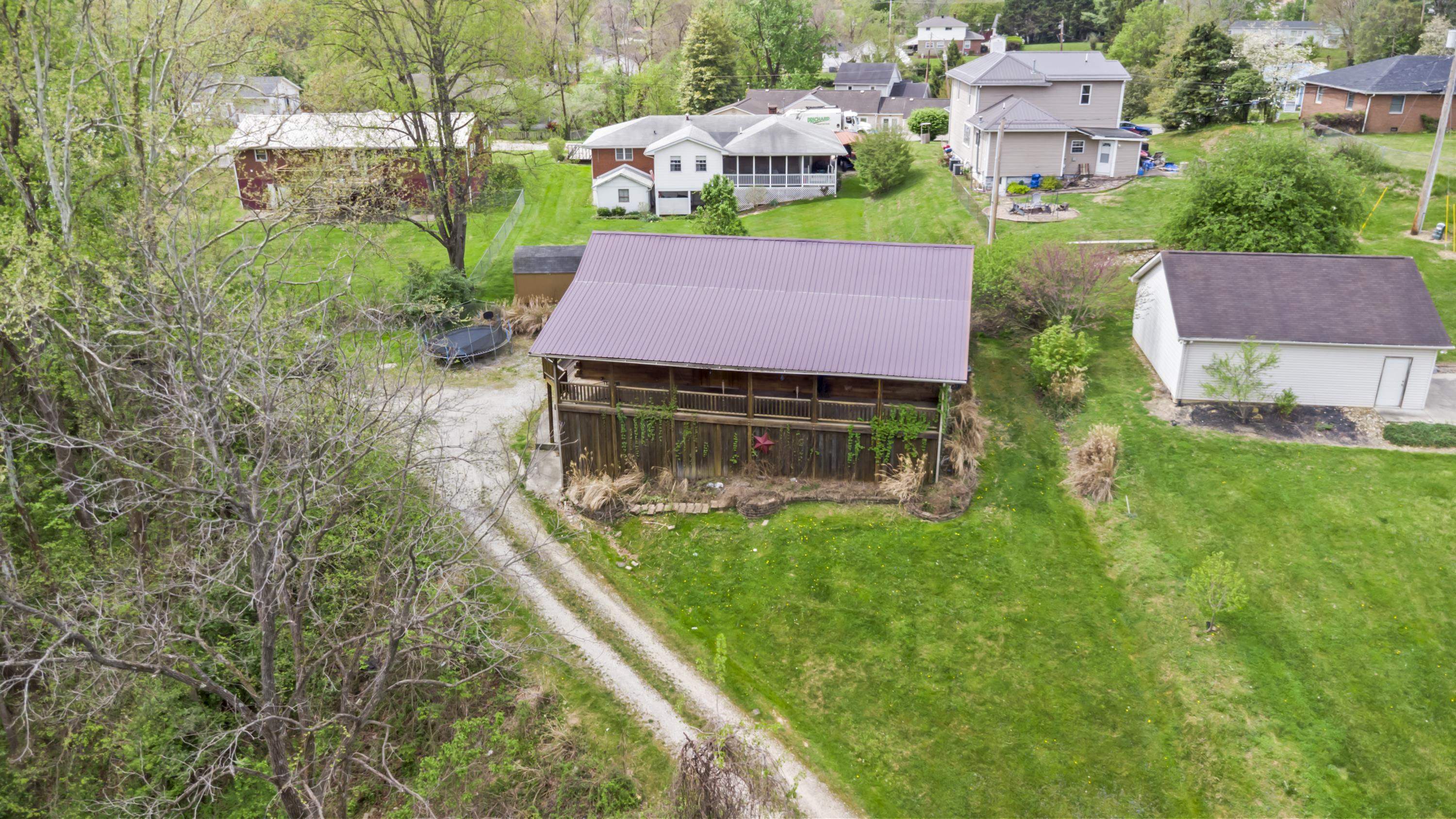 https://zimg.paragon.ice.com/ParagonImages/Property/PH/AABRKY/60450/3/0/0/df071dba8d567a3bfa0a23b144b8033d/0/4564ad08d0564877ea216dada237b198/60450-51e89787-0126-451a-851b-84204793dc7c.JPG