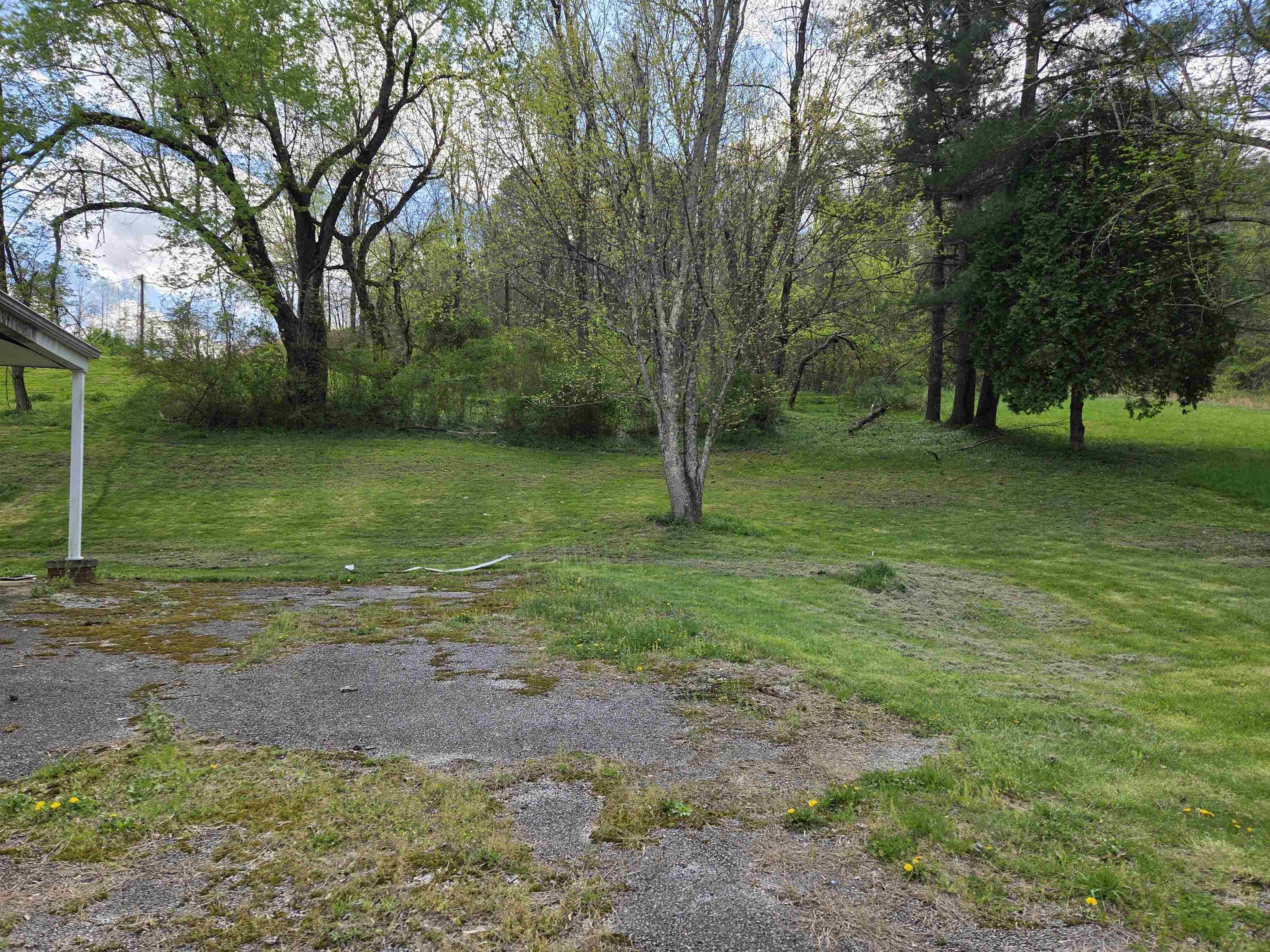 https://zimg.paragon.ice.com/ParagonImages/Property/PH/AABRKY/60473/2/0/0/1a24f3a108b5ae3c1f7492bacfdd068a/0/2015871eb097a425593d446c70363c84/60473-10c22a6c-771d-4853-a35a-cd53c4e1e9db.JPG