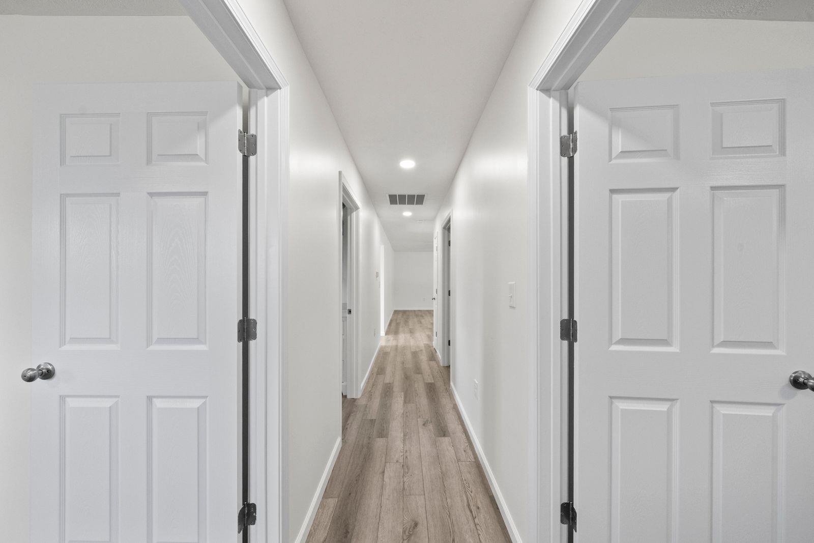 https://zimg.paragon.ice.com/ParagonImages/Property/PH/AABRKY/60476/8/0/0/3a068770af4a5dd64f6ac852cdde3af2/0/106c98b6d7b65186130196b7f459152a/60476-4d5fc3a1-ce1e-4e91-97bc-e113bbae6a33.JPG