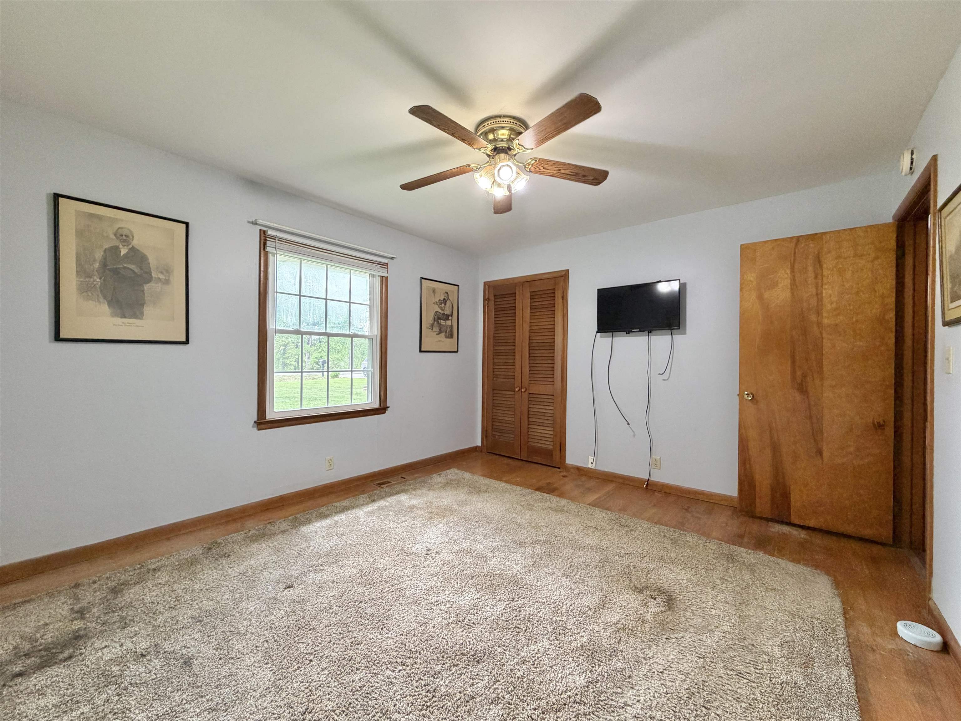7716 Graydon Heights