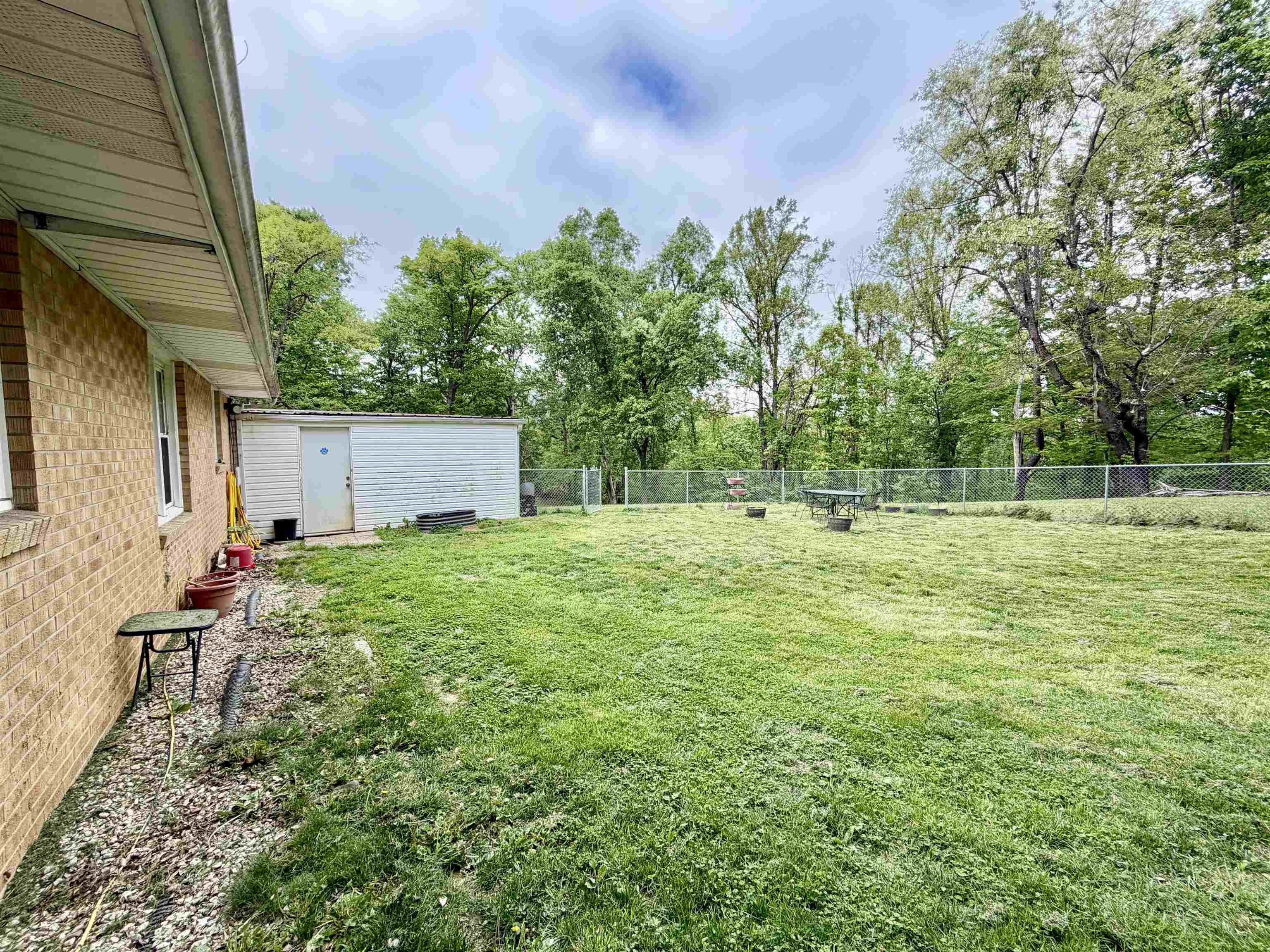 7716 Graydon Heights