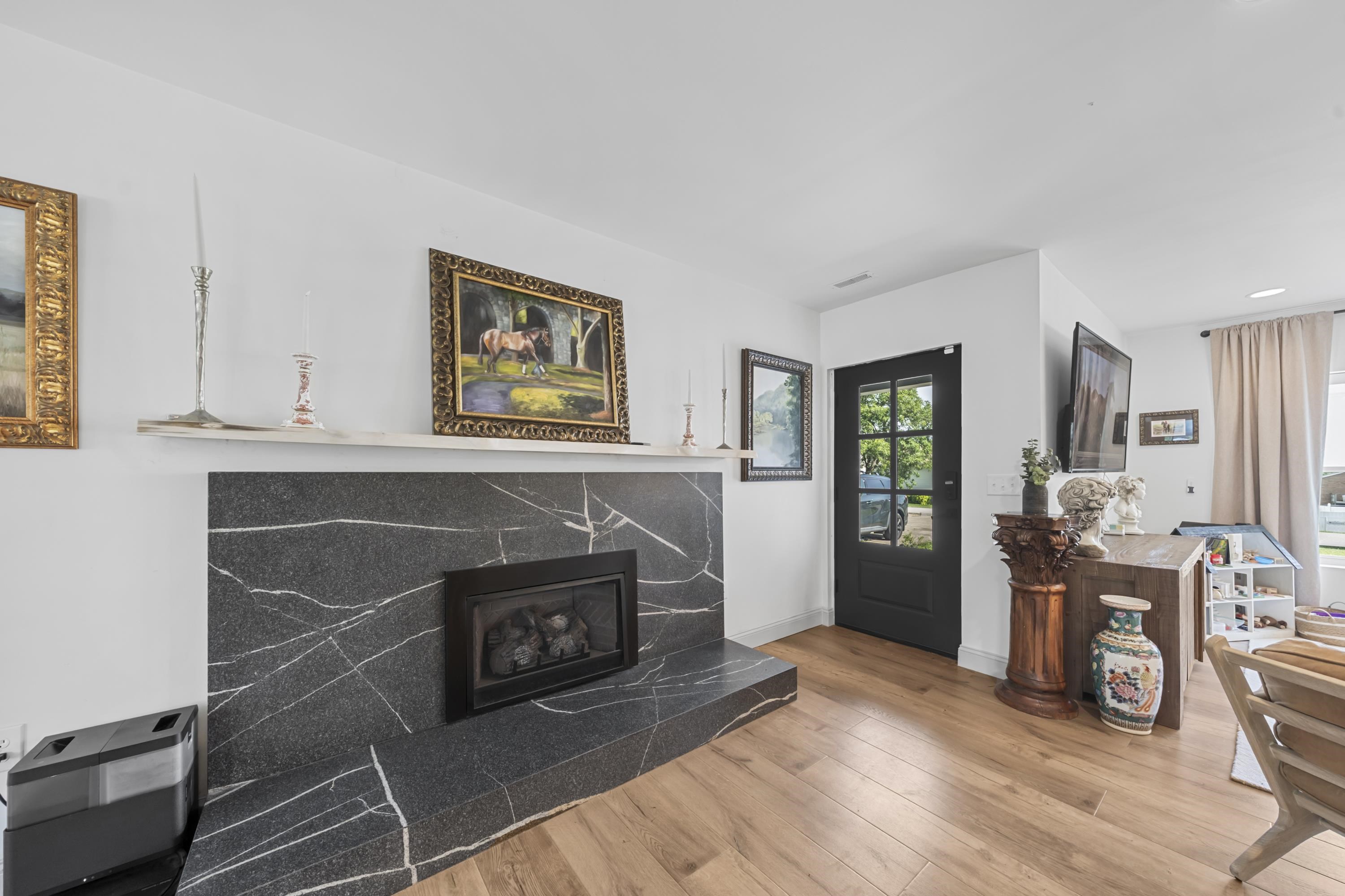 https://zimg.paragon.ice.com/ParagonImages/Property/PH/AABRKY/60512/10/0/0/9ef764427fa8b740054a640986b009f1/0/e4a02d86443344082a57bccb63063552/60512-057faf74-eb73-4ce9-b071-820cd2993f3d.JPG