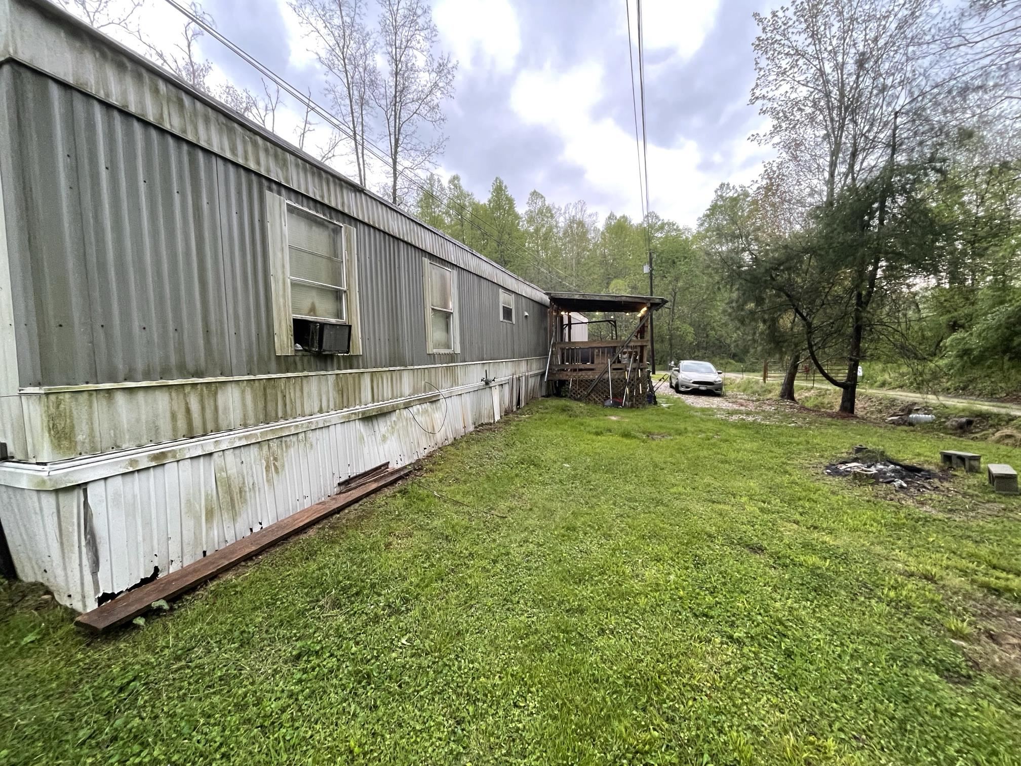 1229 Black Leg Road