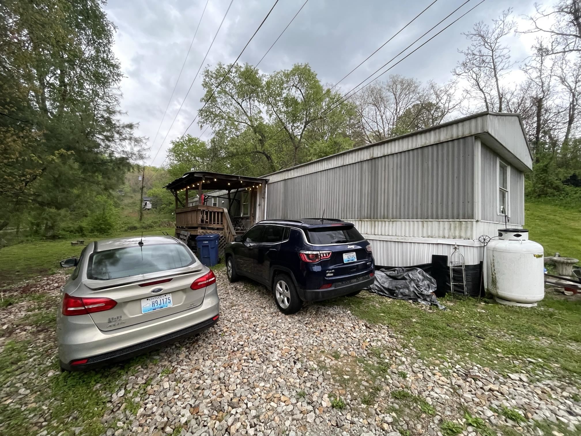 1229 Black Leg Road